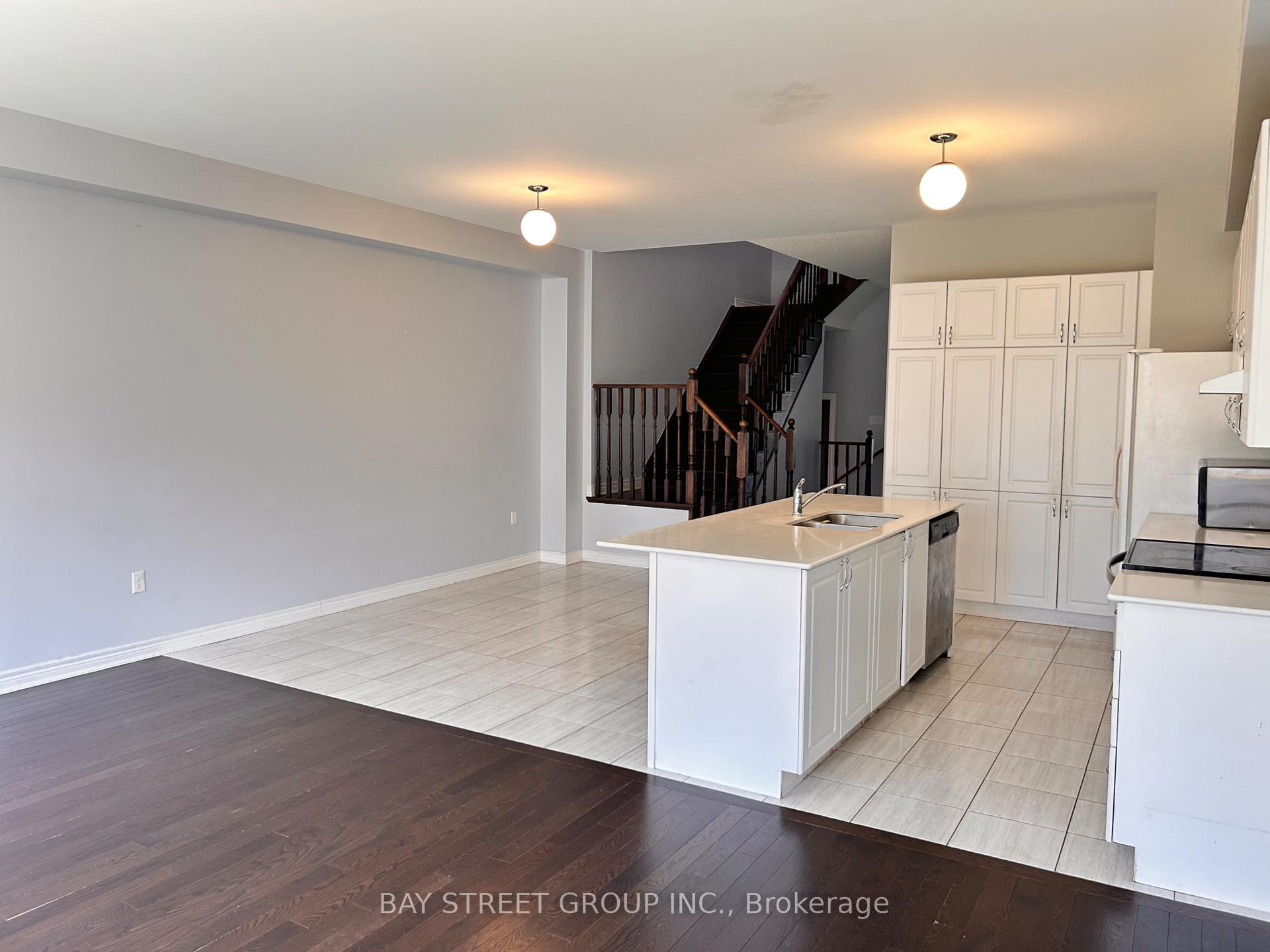 Photo 6 of 94 Titan Trail, Markham, Cedarwood — HOMEH