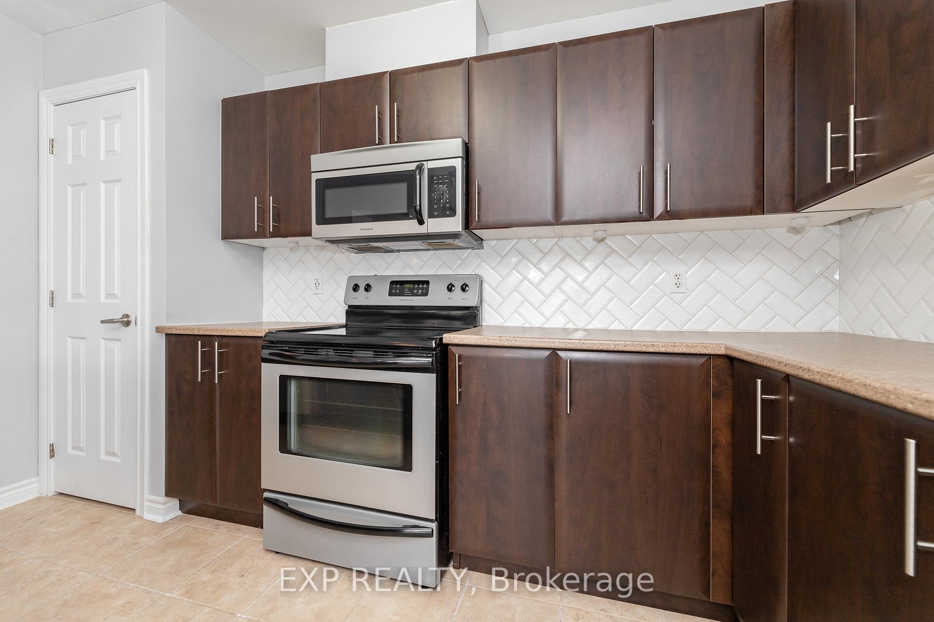 Photo 12 of 960 Messor Crescent, Ottawa, Stittsville (North) — HOMEH