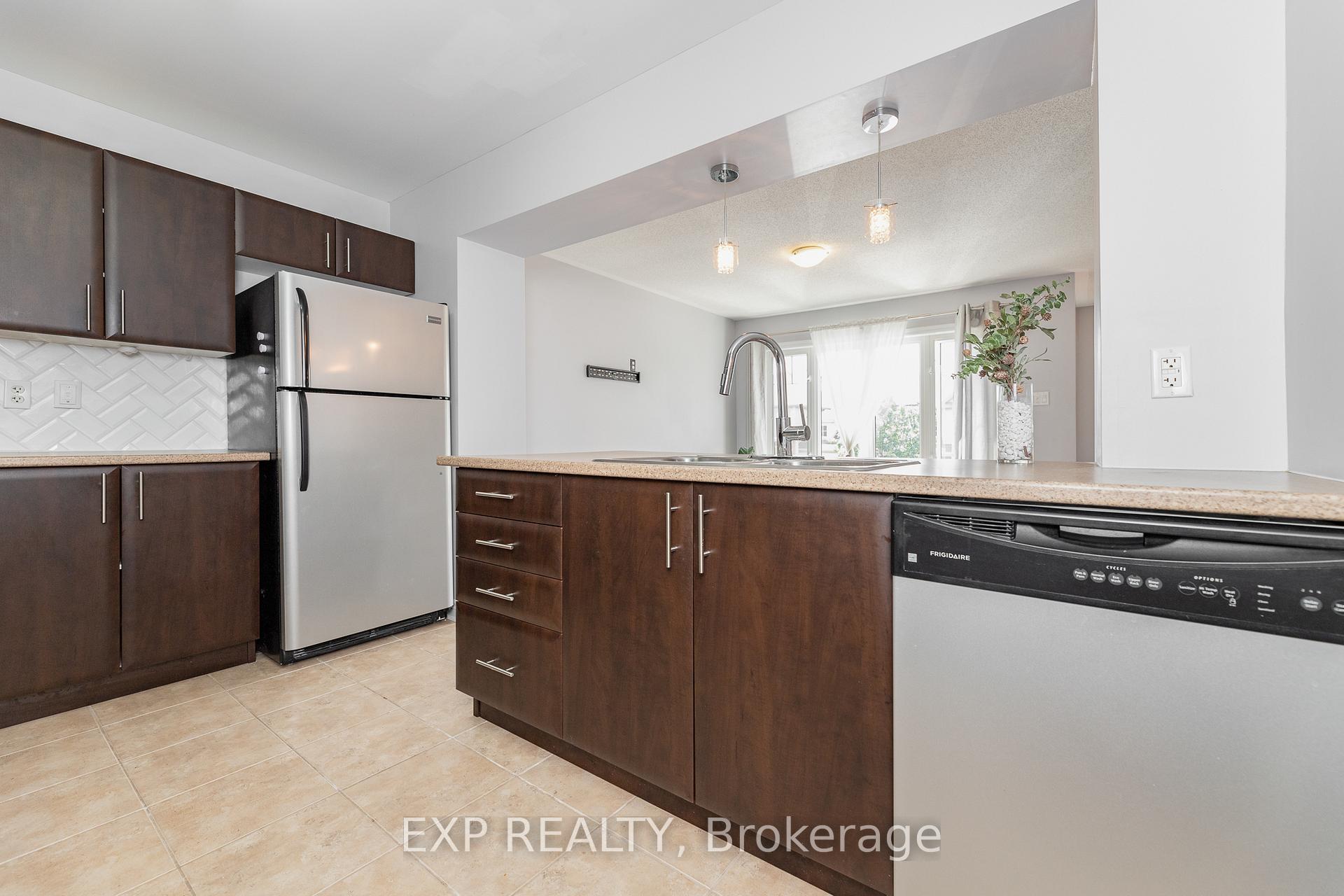 Photo 13 of 960 Messor Crescent, Ottawa, Stittsville (North) — HOMEH