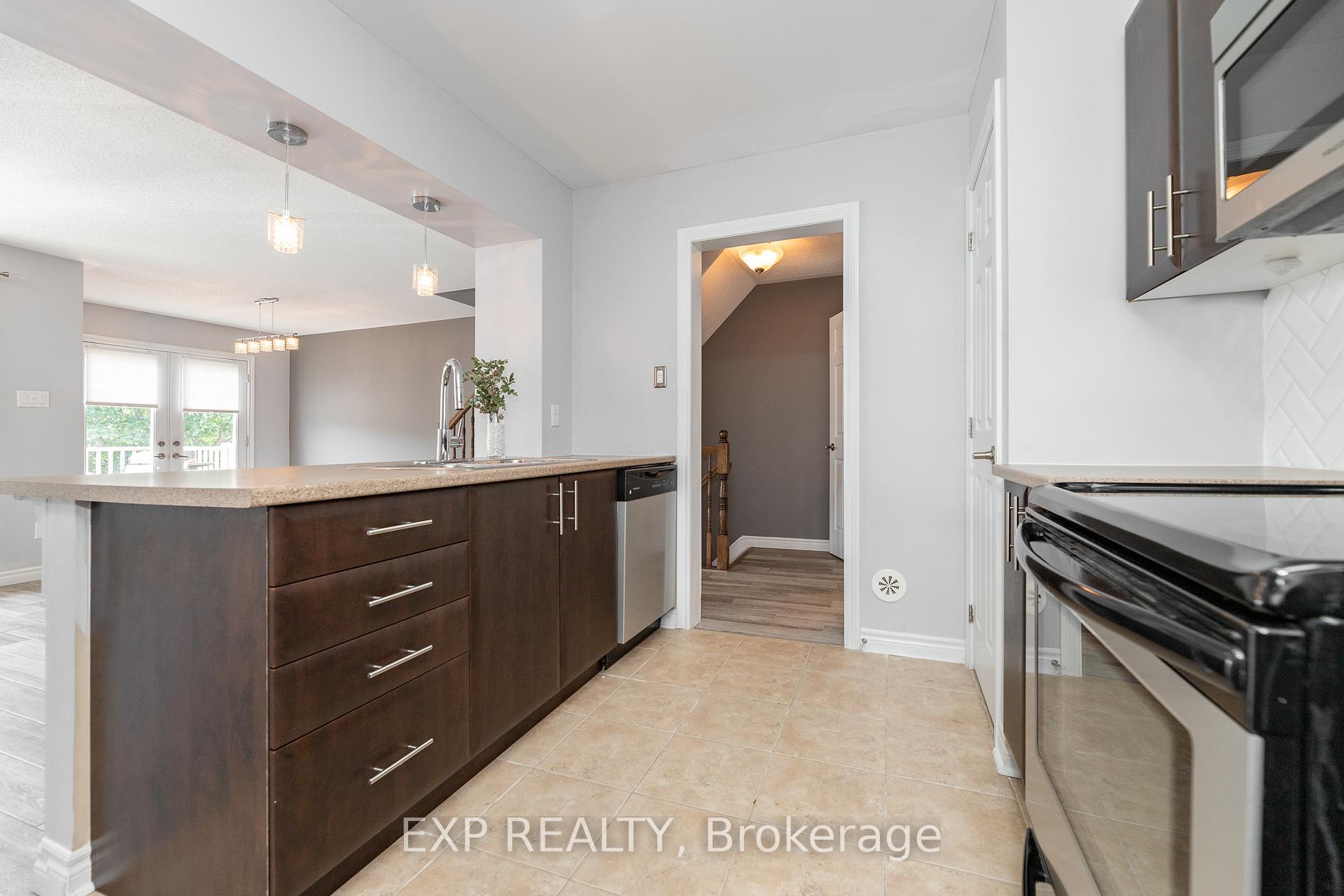Photo 14 of 960 Messor Crescent, Ottawa, Stittsville (North) — HOMEH
