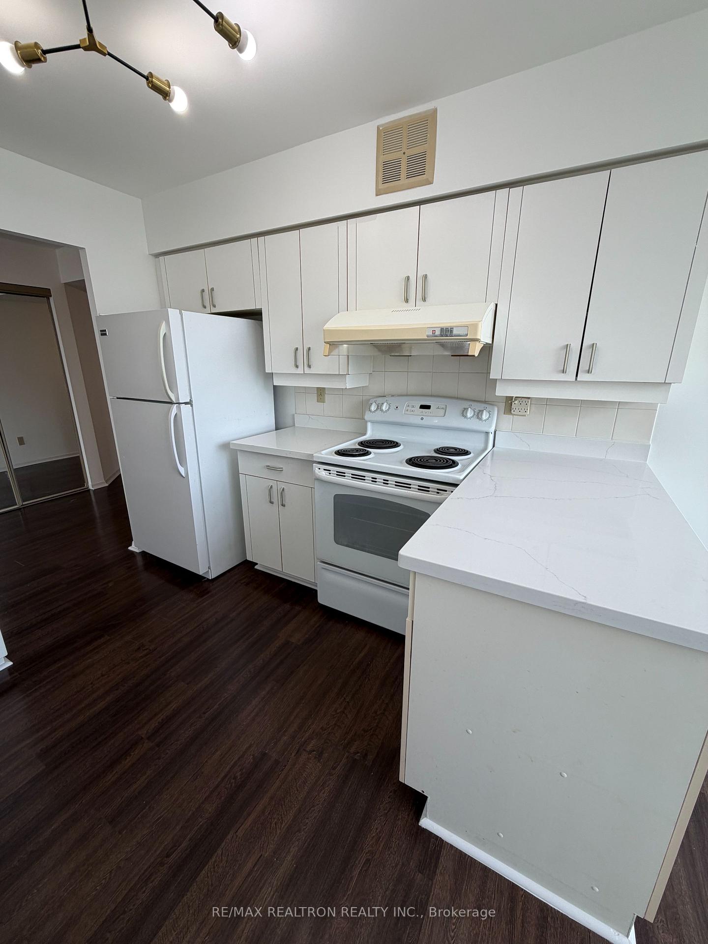 Photo 4 of Unit 1609, 175 Bamburgh Circle, Scarborough, Steeles — HOMEH