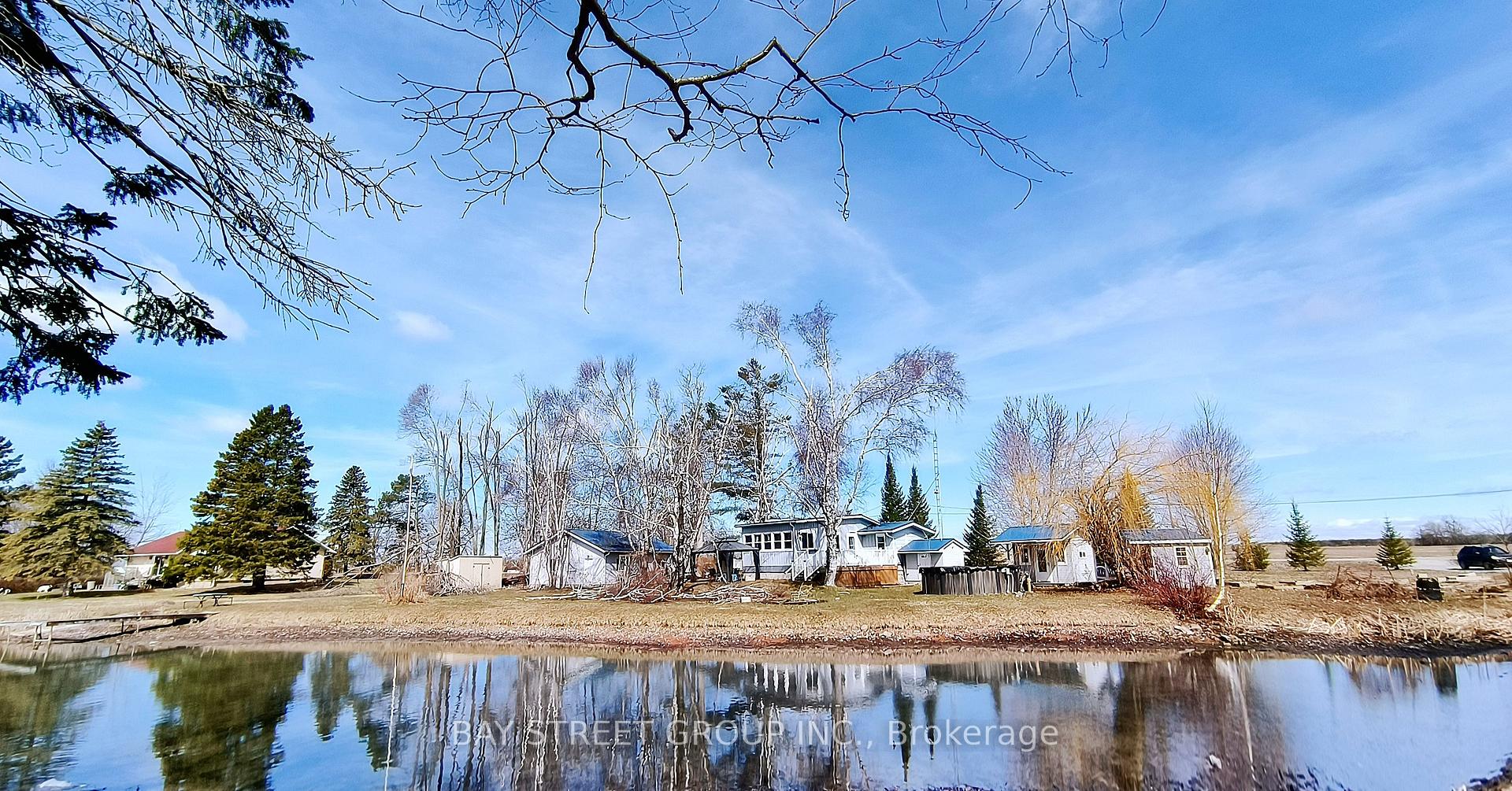 Photo 4 of 1355 Canal Road, Ramara, Rural Ramara — HOMEH