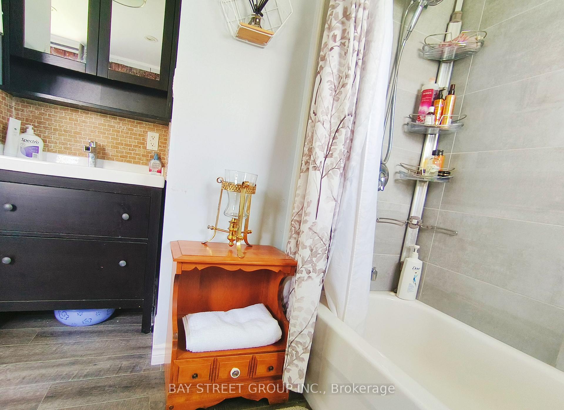 Photo 18 of 1355 Canal Road, Ramara, Rural Ramara — HOMEH