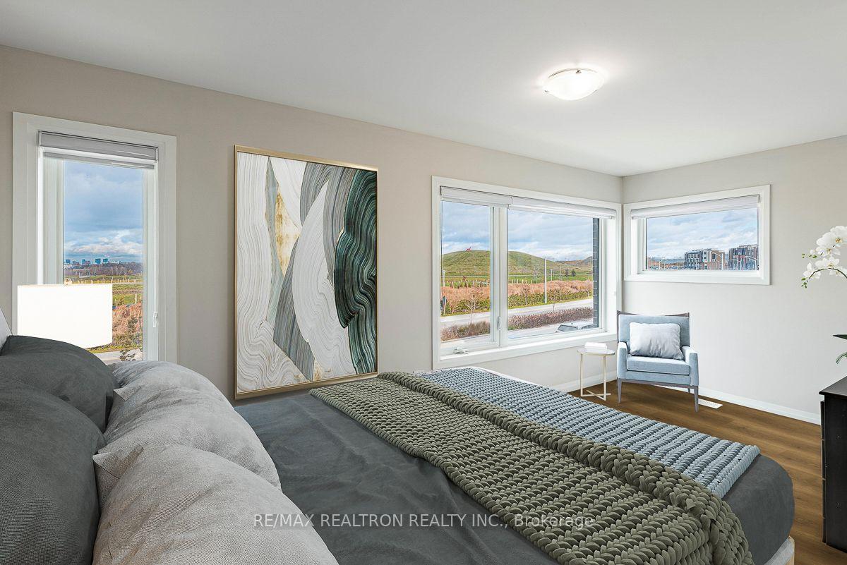 Photo 17 of 213 Downsview Park Boulevard, North York, Downsview-Roding-CFB — HOMEH