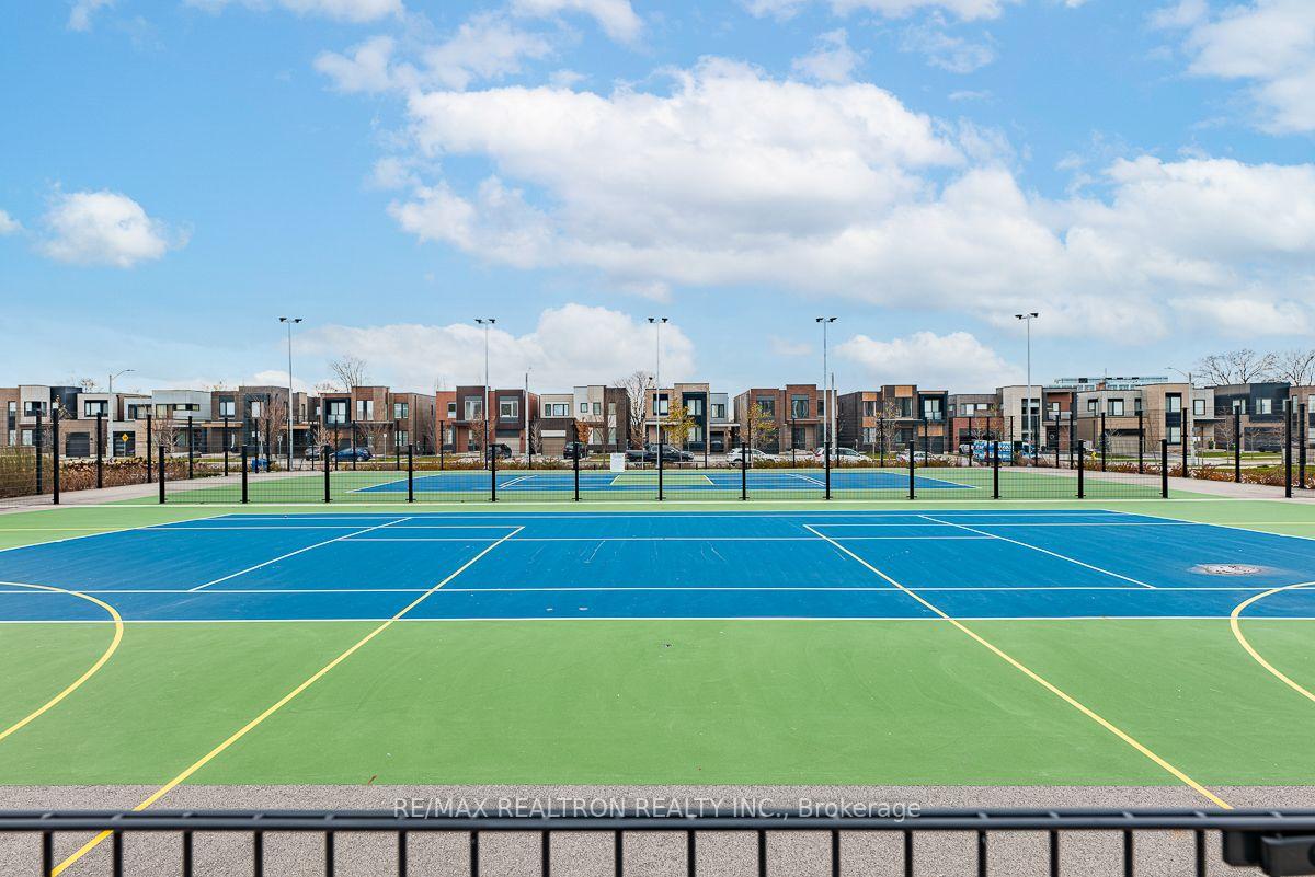 Photo 44 of 213 Downsview Park Boulevard, North York, Downsview-Roding-CFB — HOMEH