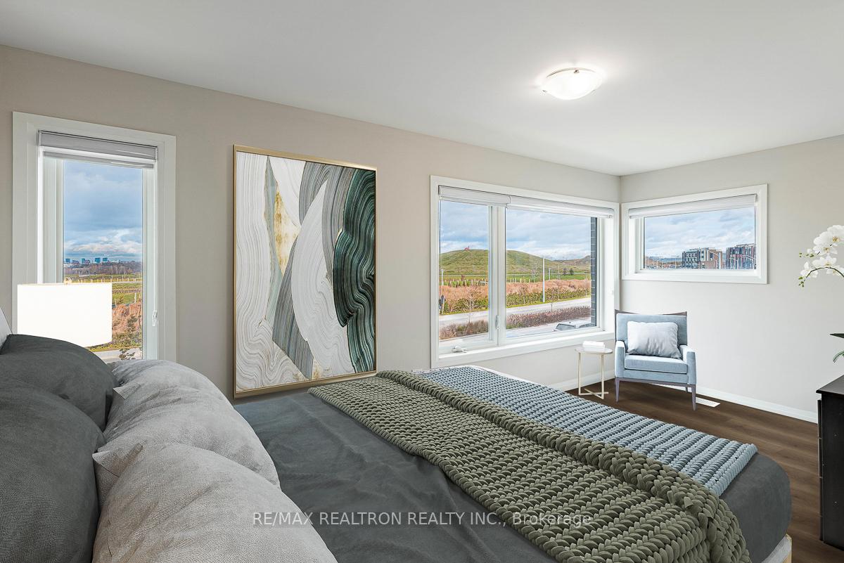 Photo 71 of 213 Downsview Park Boulevard, North York, Downsview-Roding-CFB — HOMEH