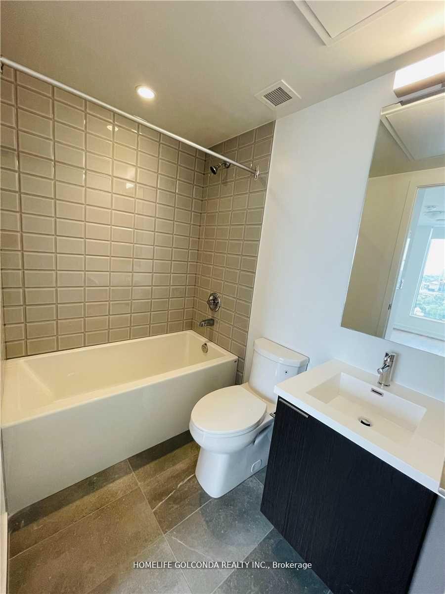 Photo 12 of Unit 2305, 203 college Street, Toronto, Kensington-Chinatown — HOMEH