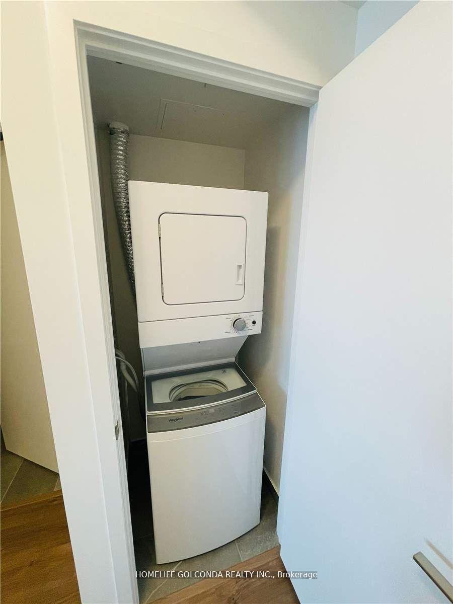 Photo 13 of Unit 2305, 203 college Street, Toronto, Kensington-Chinatown — HOMEH