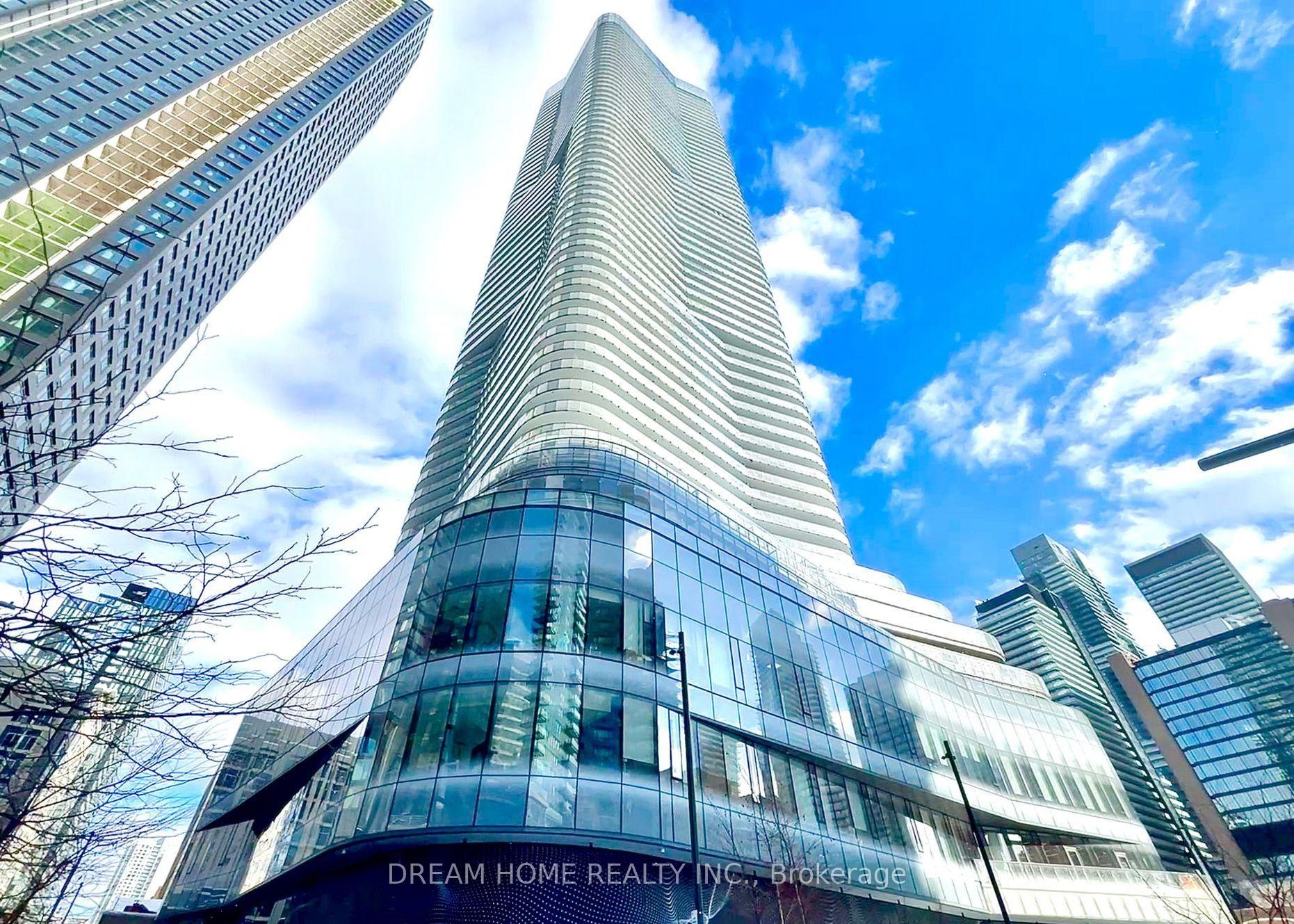 Front of Unit 5102, 11 Wellesley Street W