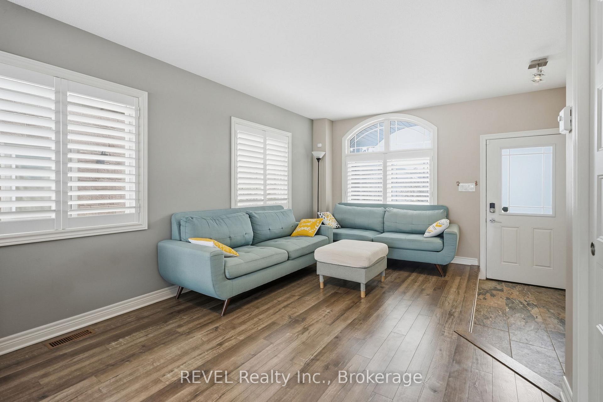 Photo 9 of 8553 Jennifer Crescent, Niagara Falls, Forestview — HOMEH