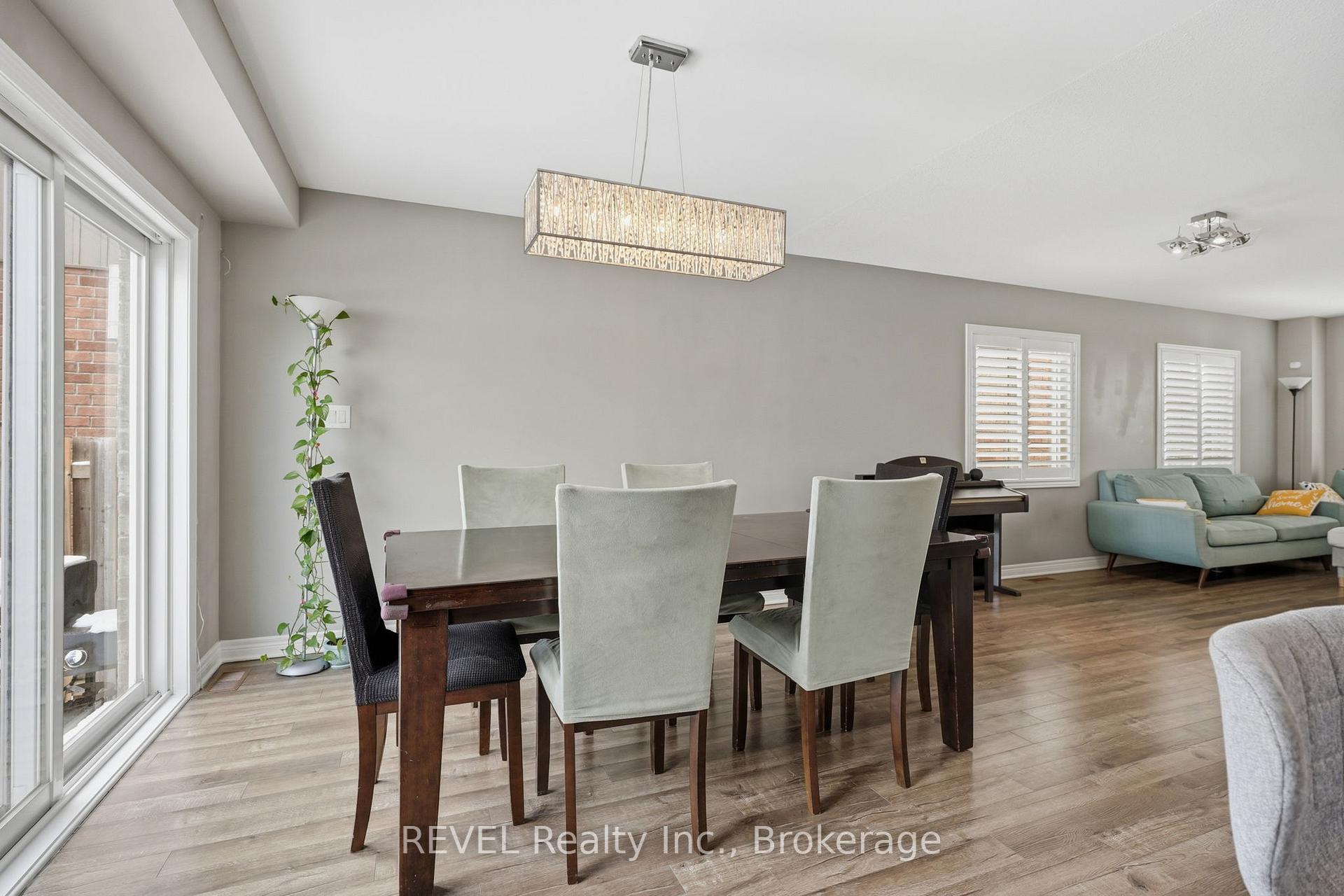 Photo 18 of 8553 Jennifer Crescent, Niagara Falls, Forestview — HOMEH
