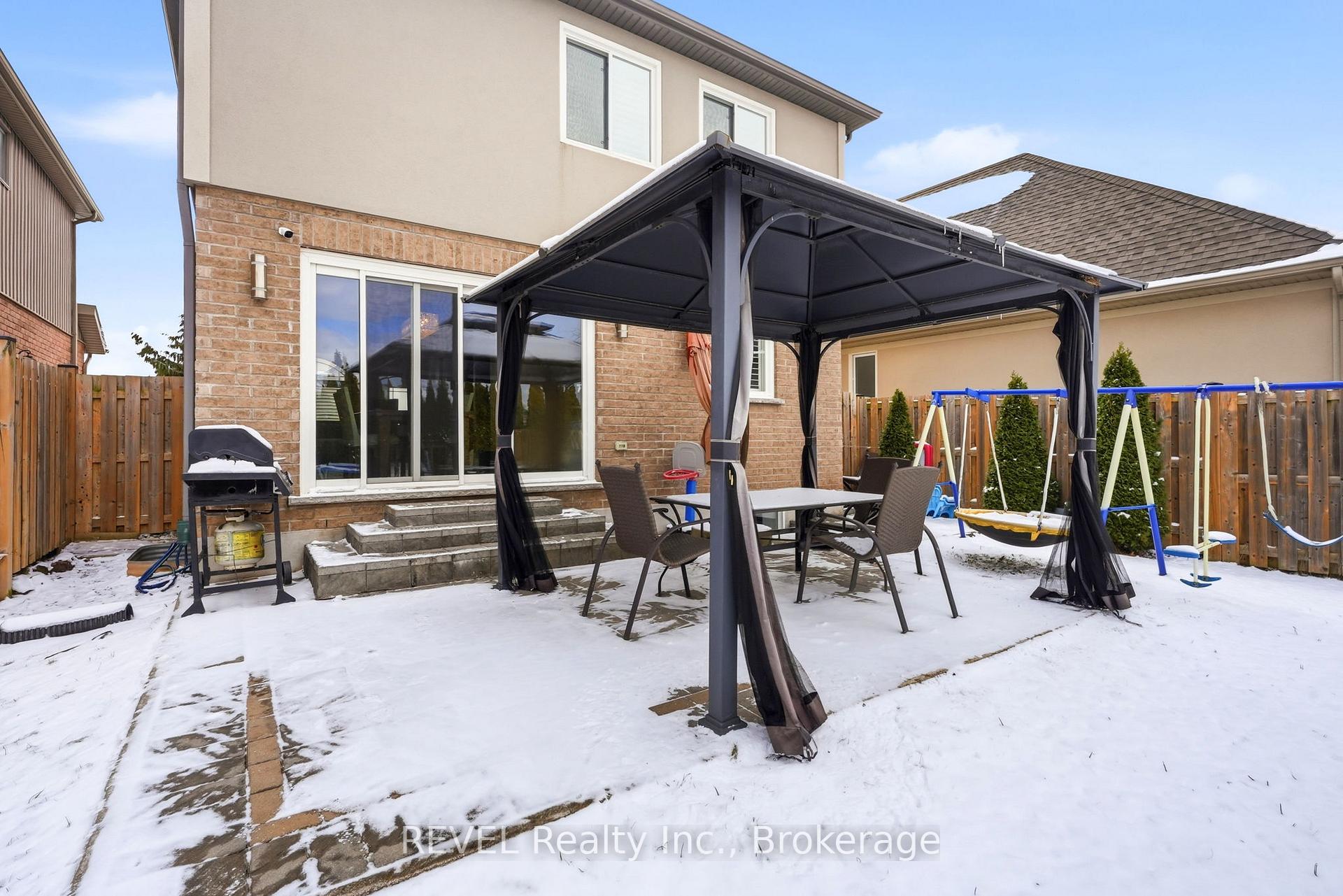 Photo 33 of 8553 Jennifer Crescent, Niagara Falls, Forestview — HOMEH