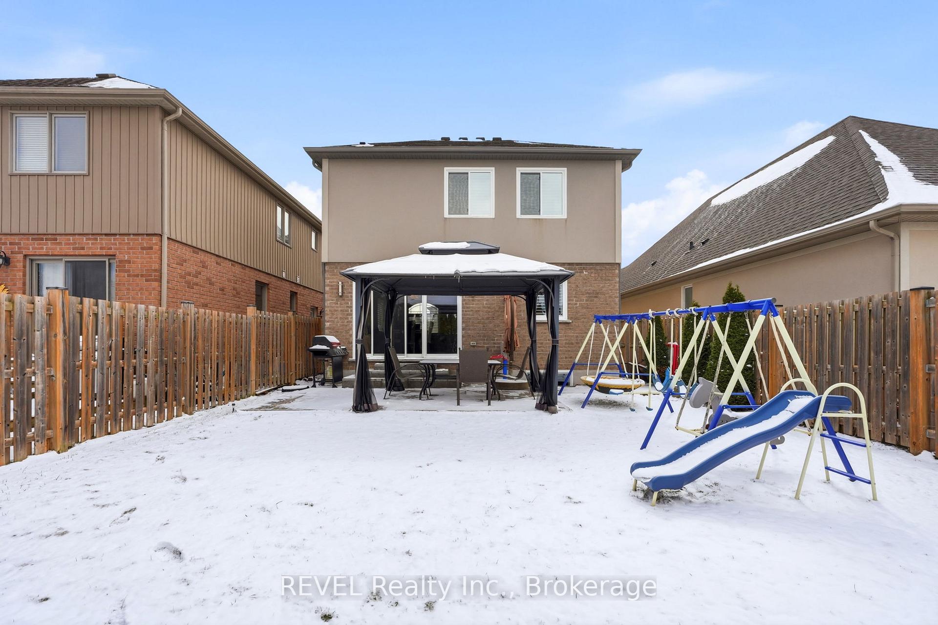 Photo 34 of 8553 Jennifer Crescent, Niagara Falls, Forestview — HOMEH