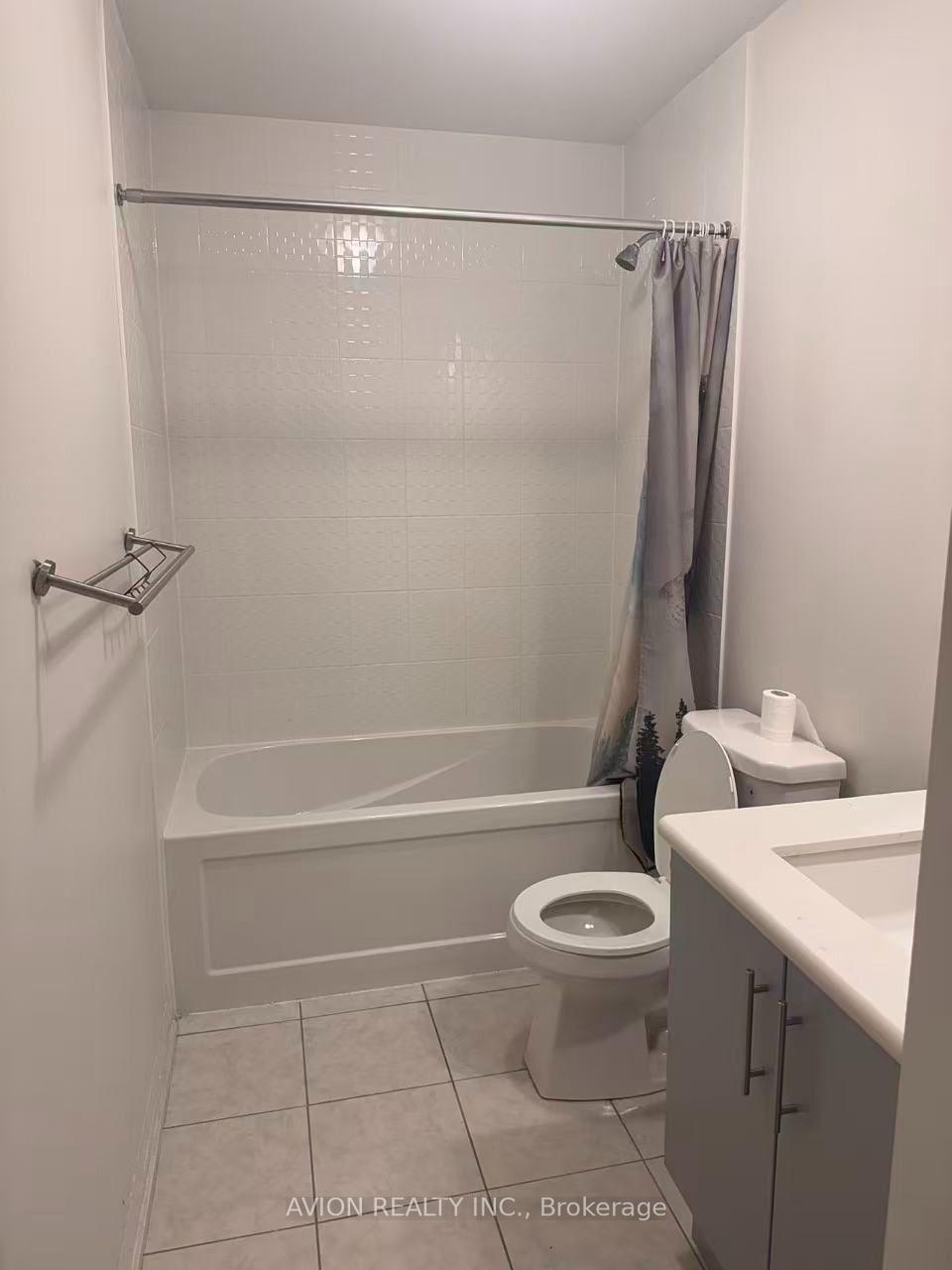Photo 6 of 33 Saigen Lane, Markham, Cedar Grove — HOMEH