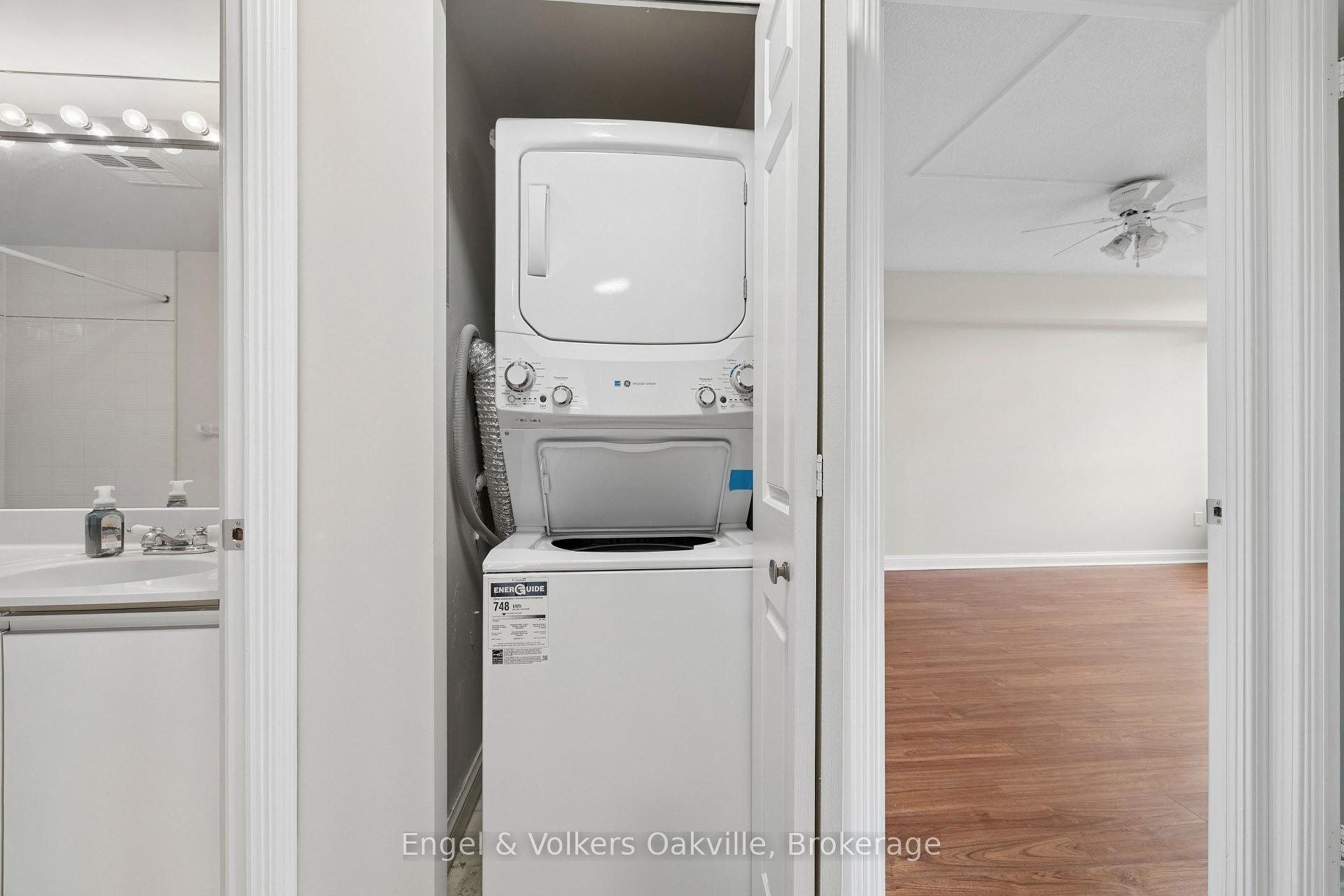 Photo 18 of Unit 201, 22 Hanover Road, Brampton, Queen Street Corridor — HOMEH