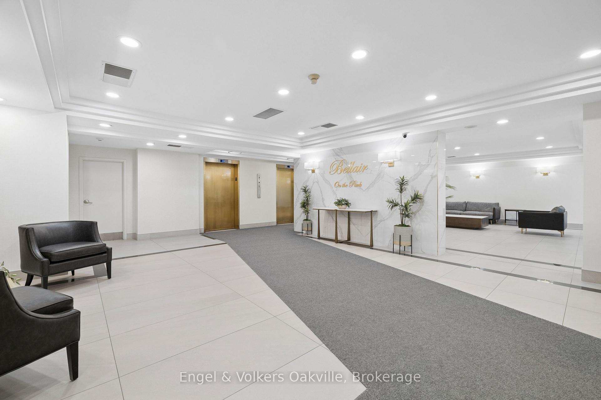 Photo 22 of Unit 201, 22 Hanover Road, Brampton, Queen Street Corridor — HOMEH