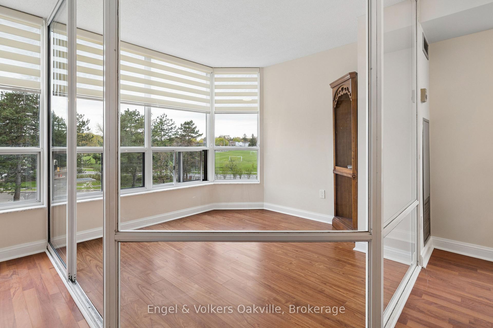 Photo 24 of Unit 201, 22 Hanover Road, Brampton, Queen Street Corridor — HOMEH