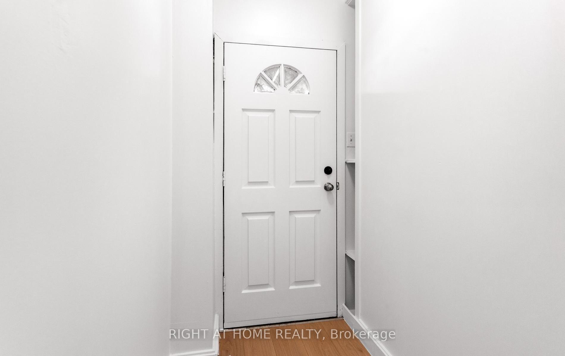 Photo 5 of 193 Madison Avenue S, Kitchener, Cedar Hill — HOMEH