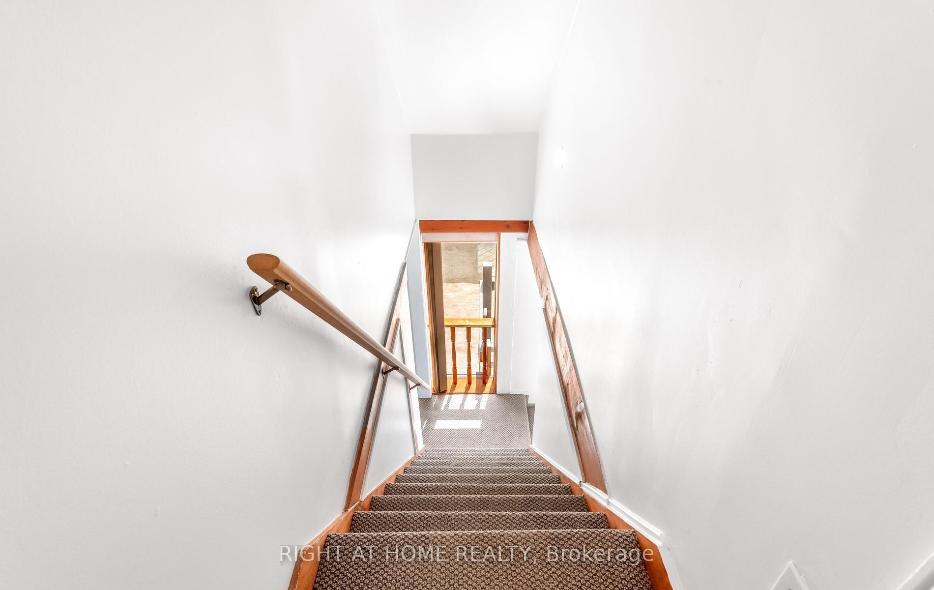 Photo 19 of 193 Madison Avenue S, Kitchener, Cedar Hill — HOMEH