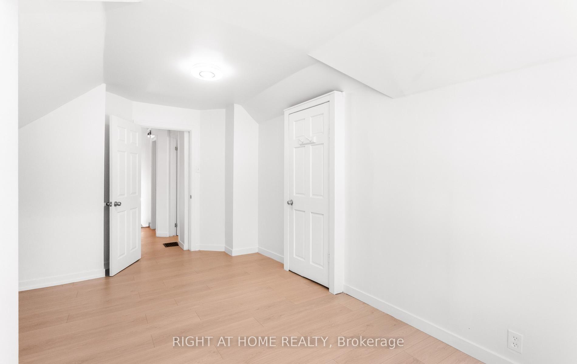 Photo 21 of 193 Madison Avenue S, Kitchener, Cedar Hill — HOMEH