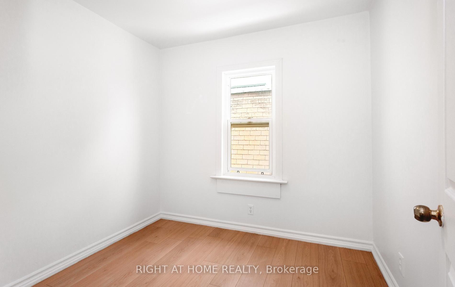 Photo 24 of 193 Madison Avenue S, Kitchener, Cedar Hill — HOMEH