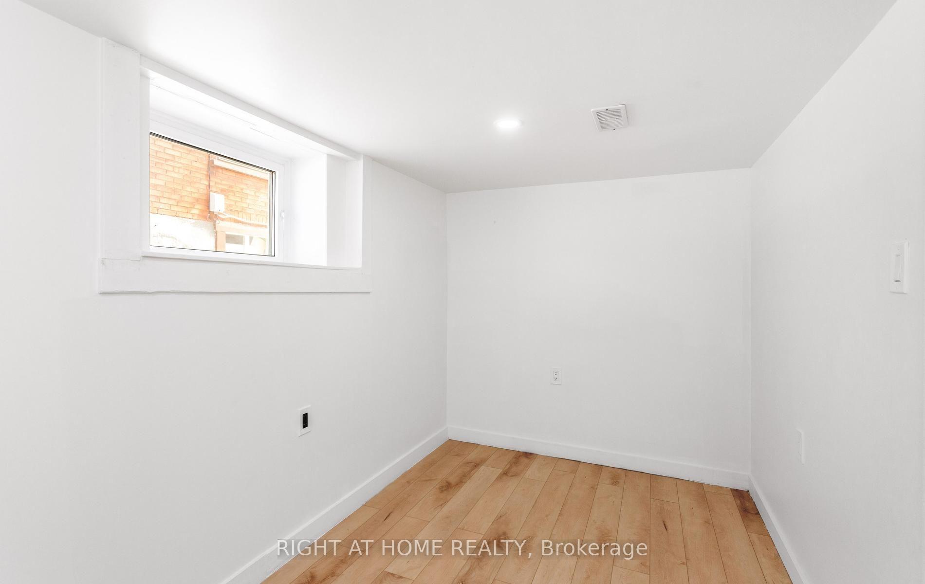 Photo 28 of 193 Madison Avenue S, Kitchener, Cedar Hill — HOMEH