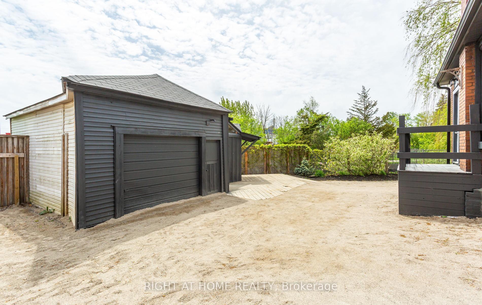 Photo 44 of 193 Madison Avenue S, Kitchener, Cedar Hill — HOMEH