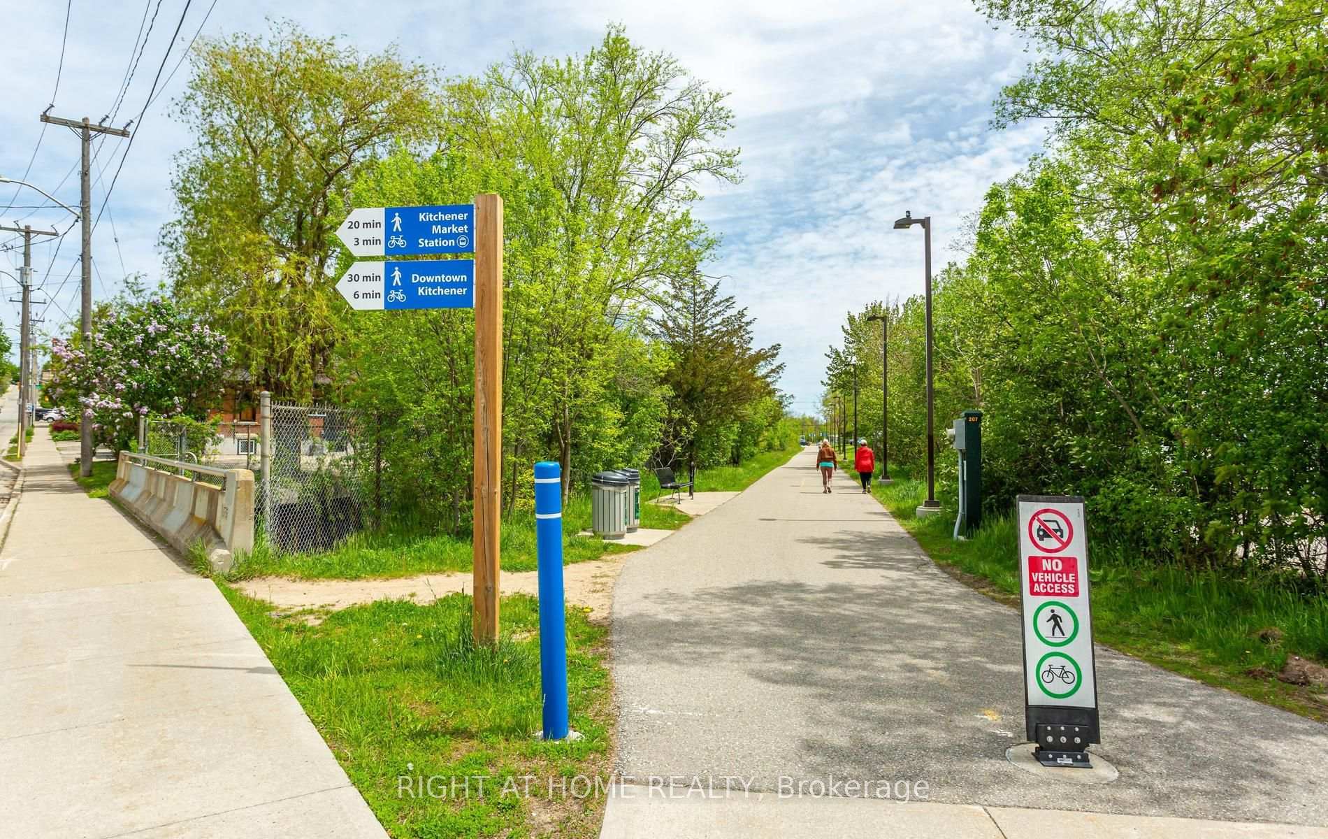 Photo 45 of 193 Madison Avenue S, Kitchener, Cedar Hill — HOMEH