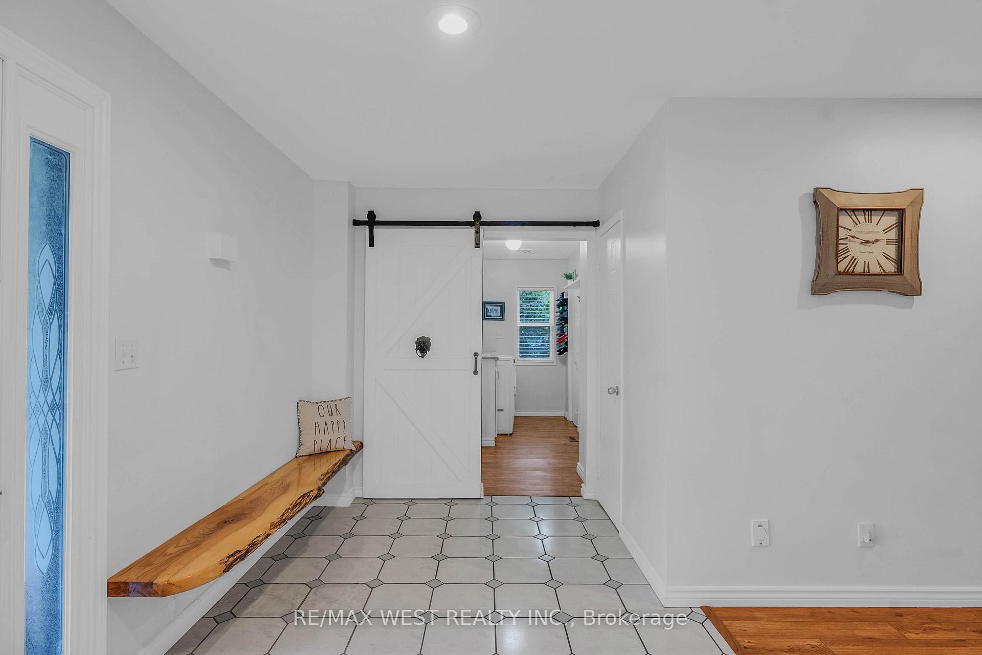 Photo 17 of 203 Elizabeth Crescent, Centre Wellington, Fergus — HOMEH