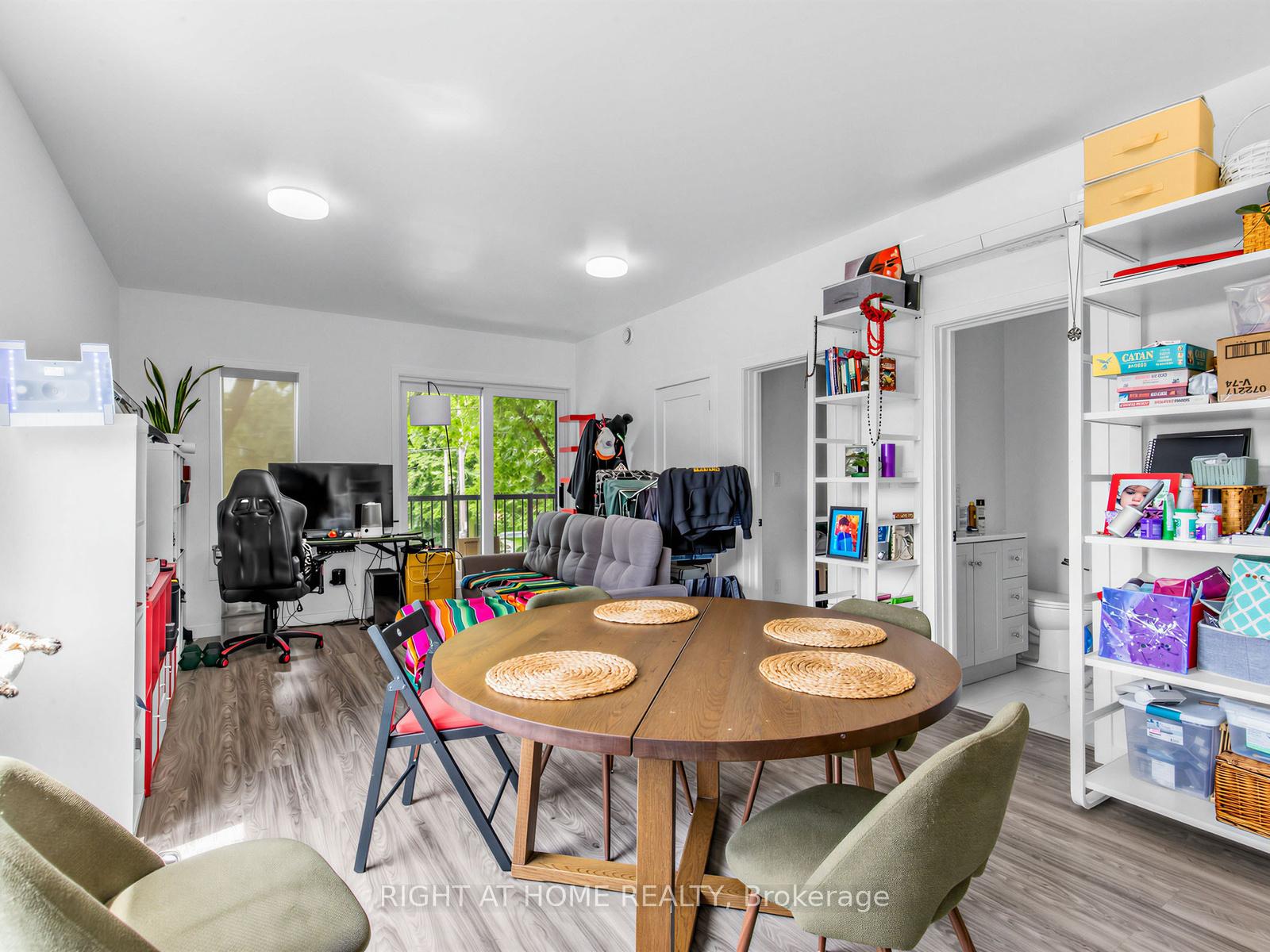 Photo 8 of Unit 7, 148 Glenlake Avenue, Toronto, High Park North — HOMEH