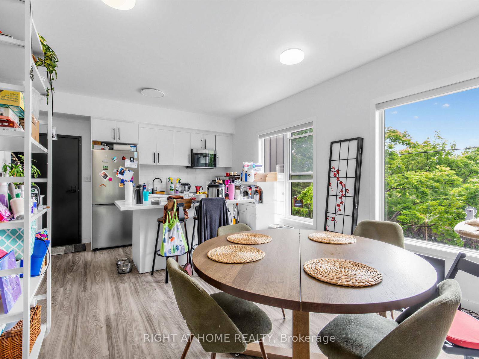 Photo 9 of Unit 7, 148 Glenlake Avenue, Toronto, High Park North — HOMEH