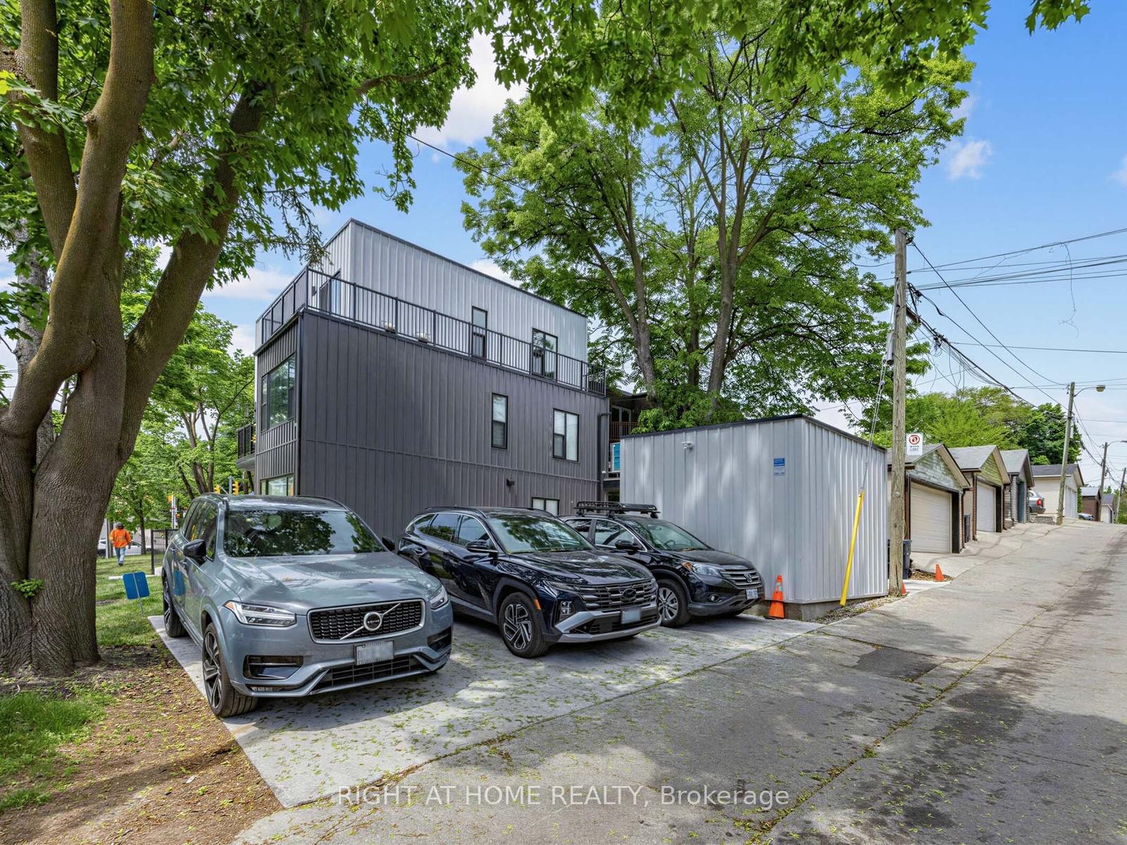 Photo 24 of Unit 7, 148 Glenlake Avenue, Toronto, High Park North — HOMEH
