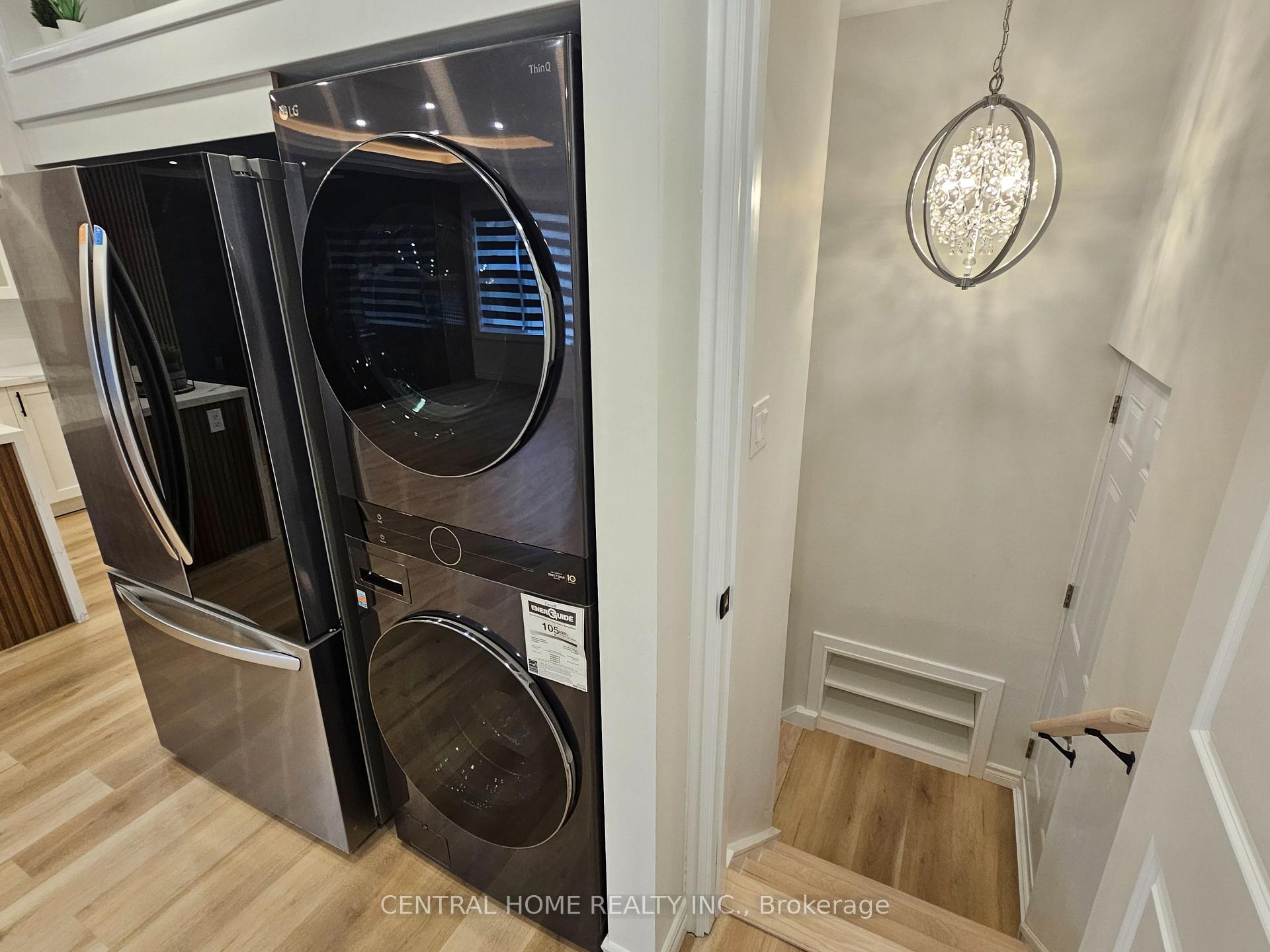 Photo 5 of 137 Willow Lane, Newmarket, Bristol-London — HOMEH