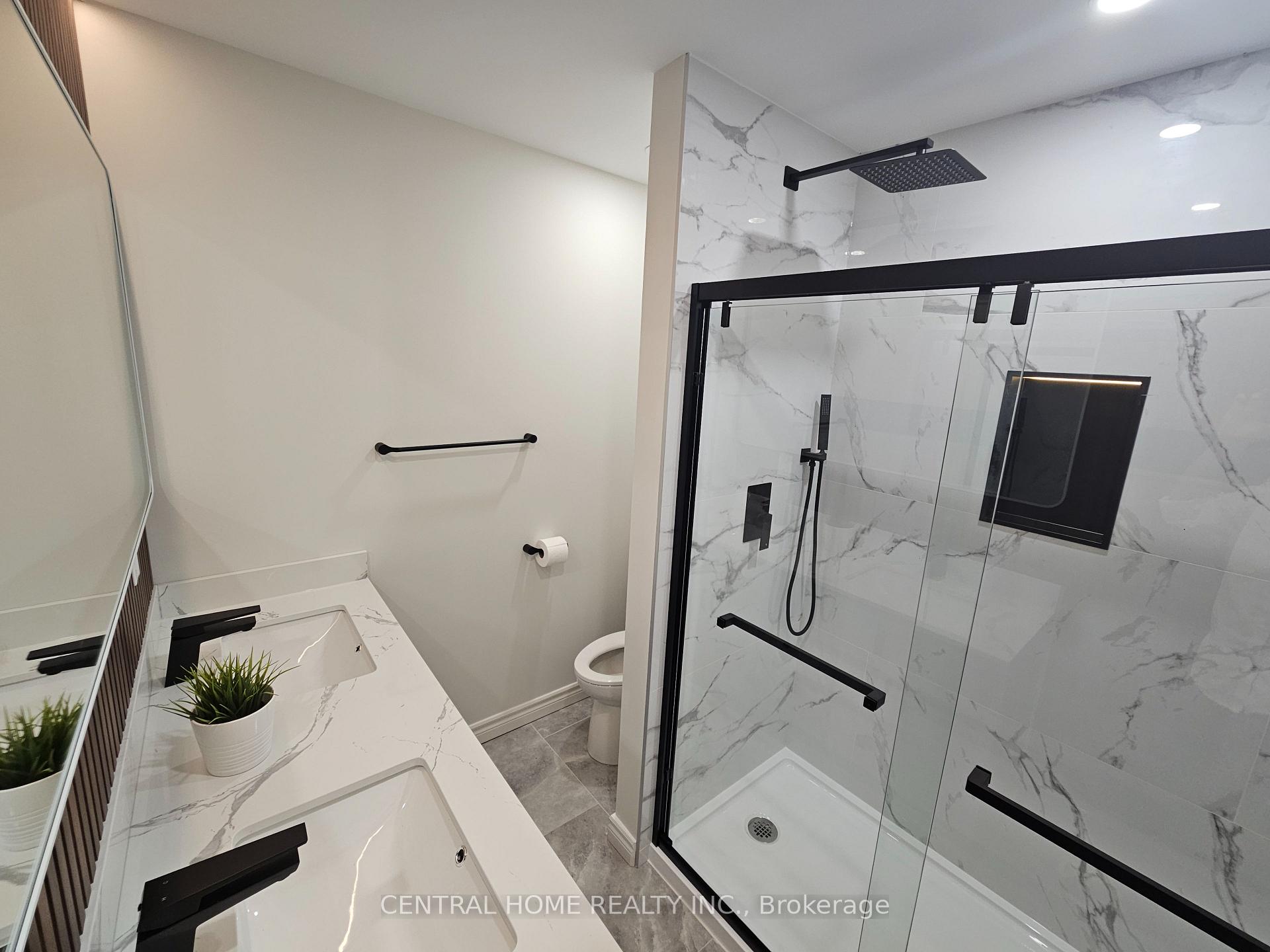 Photo 10 of 137 Willow Lane, Newmarket, Bristol-London — HOMEH