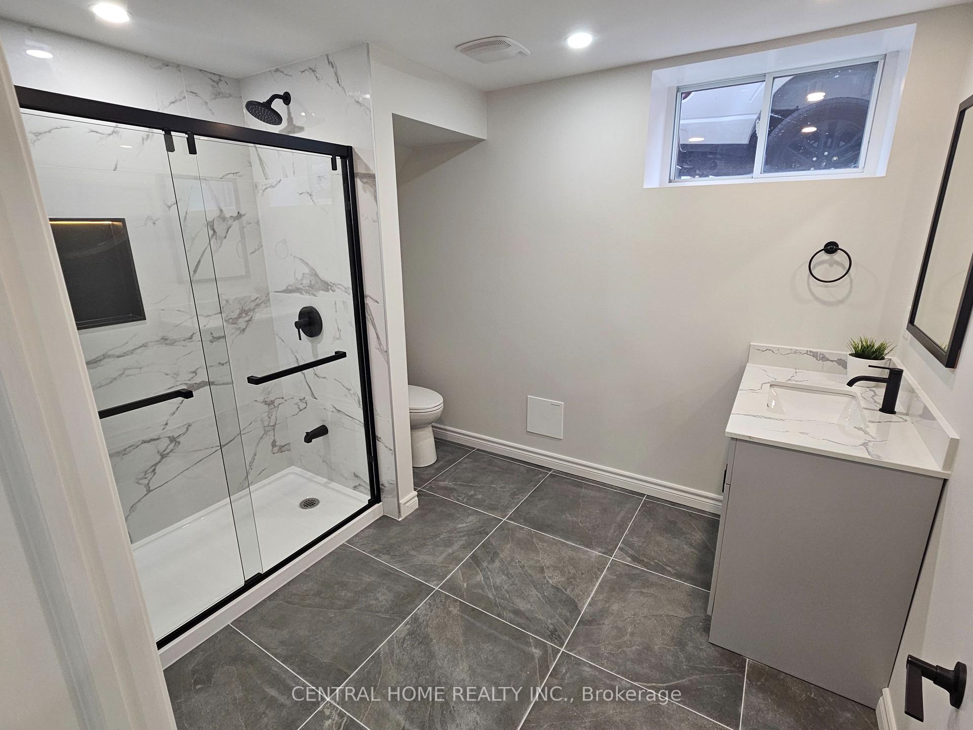 Photo 17 of 137 Willow Lane, Newmarket, Bristol-London — HOMEH