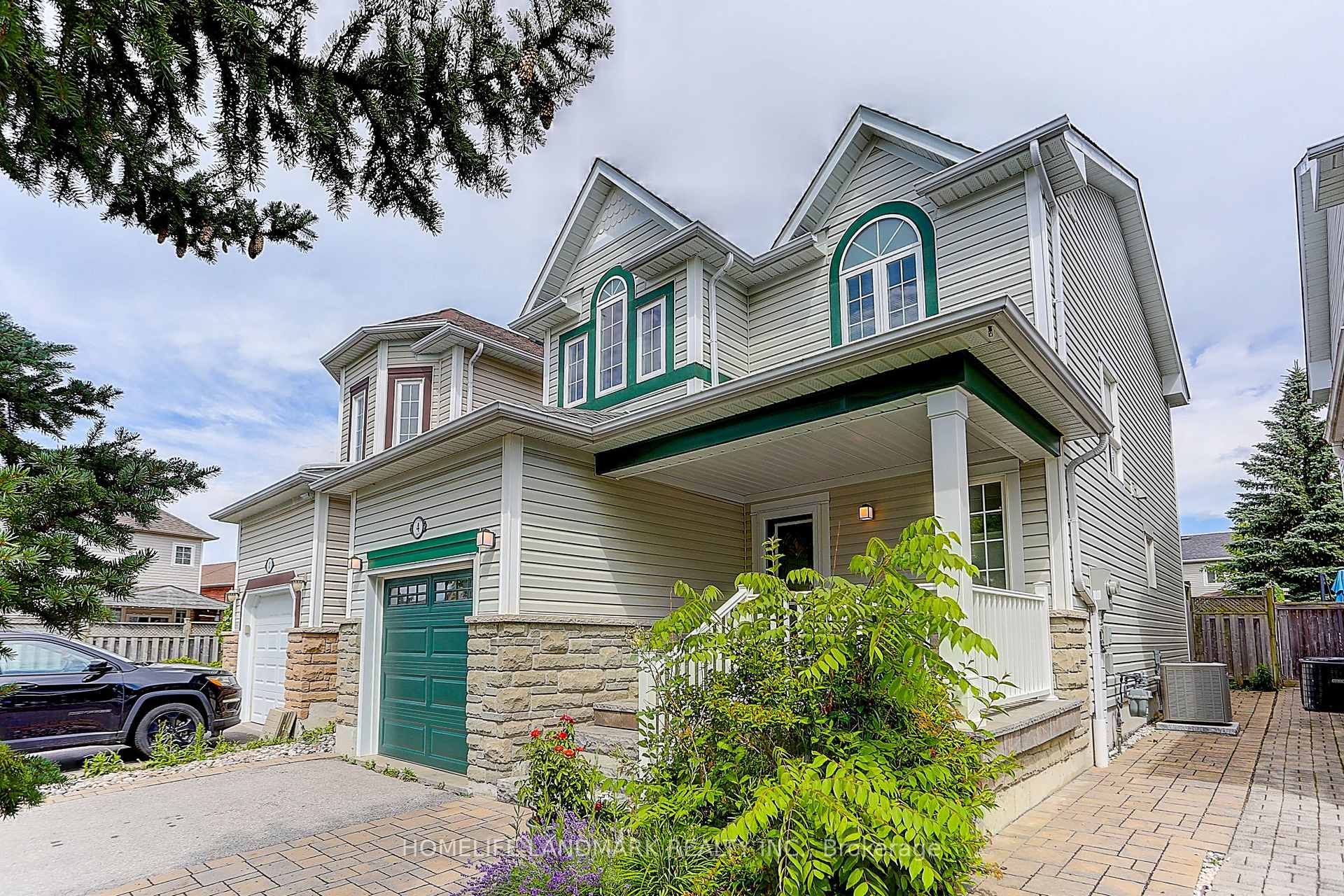 Photo 4 of 4 Sinden Drive, Whitby, Brooklin — HOMEH