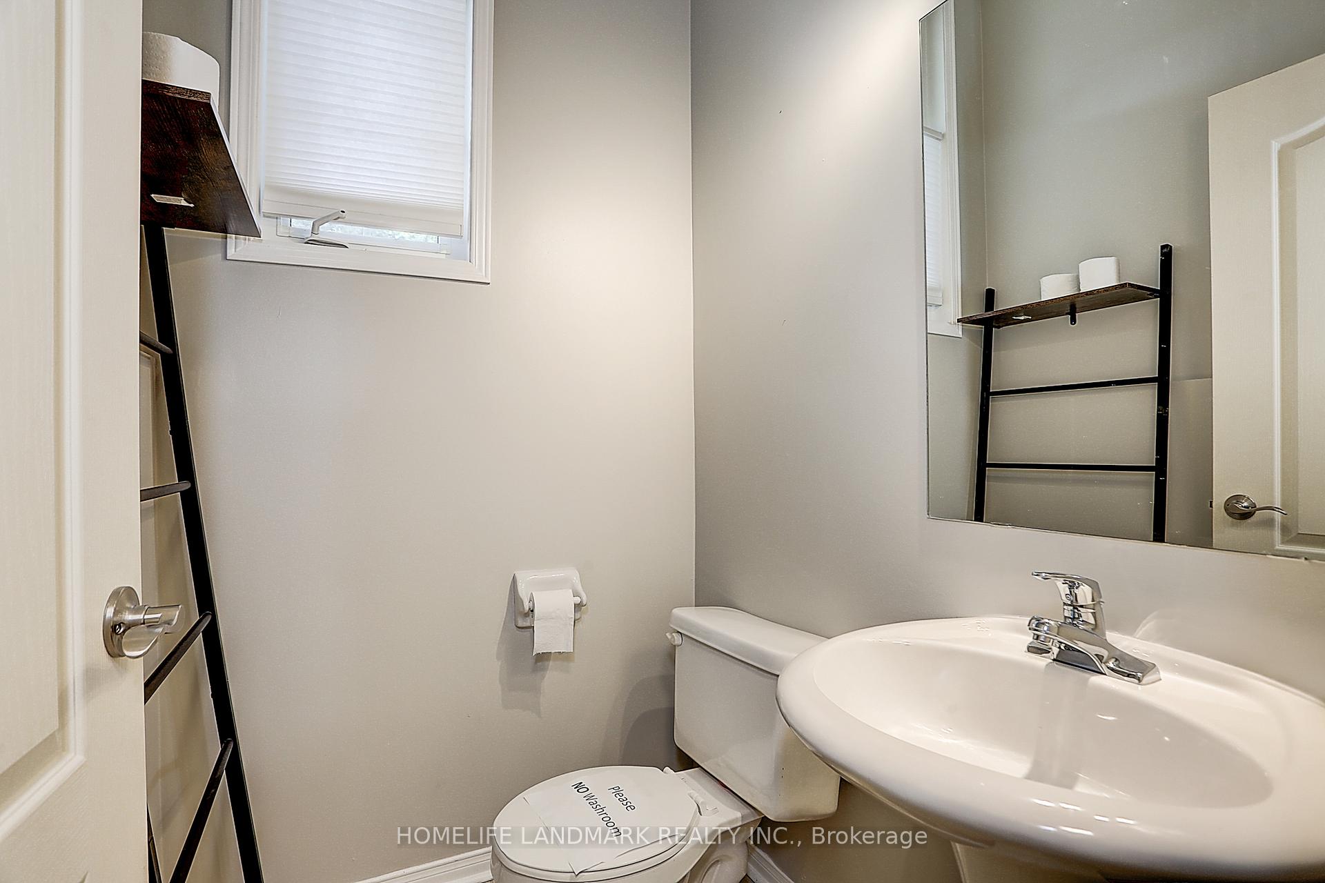 Photo 15 of 4 Sinden Drive, Whitby, Brooklin — HOMEH