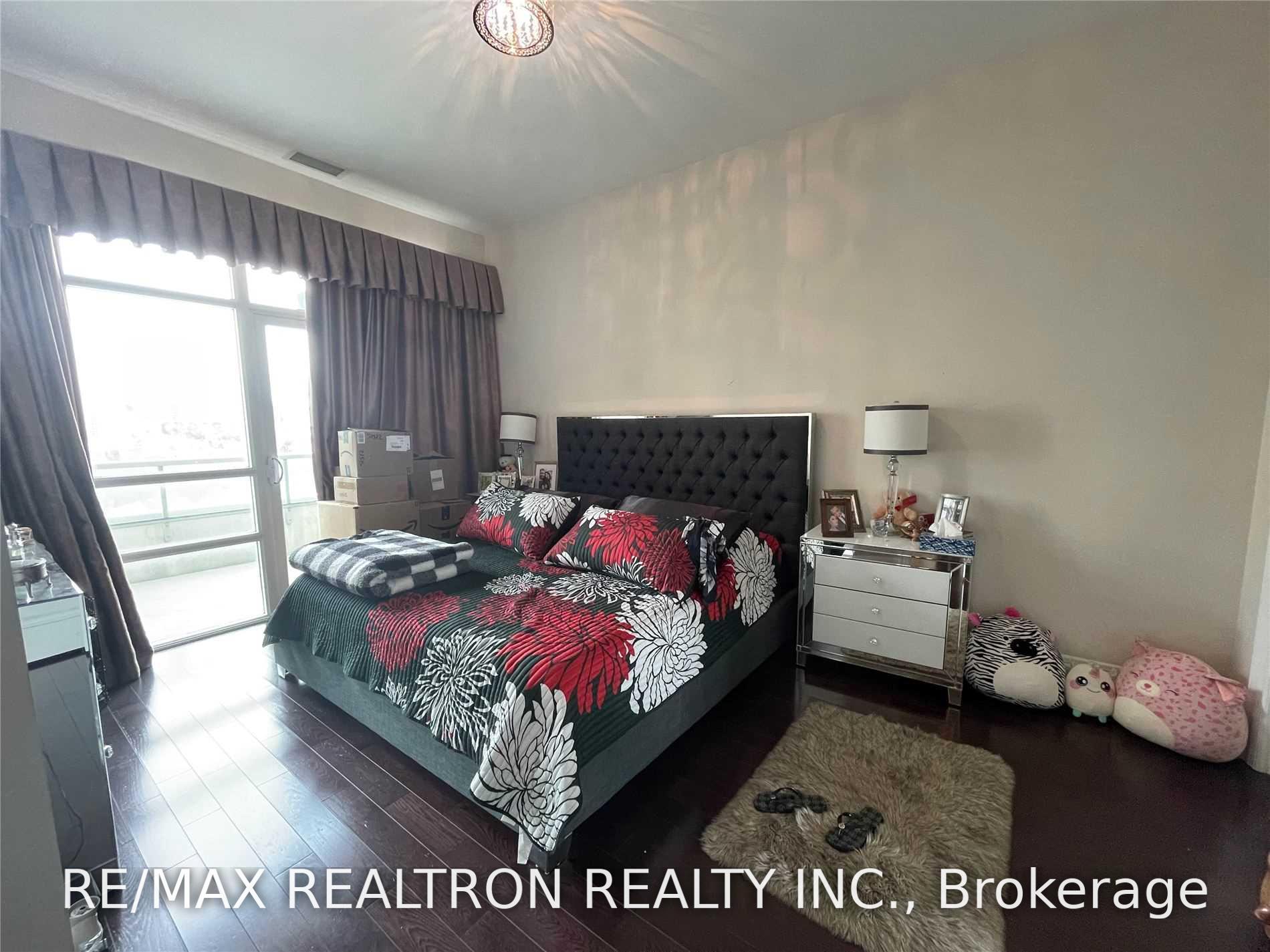 Photo 5 of Unit 1512, 10 Bloorview Place, North York, Don Valley Village — HOMEH
