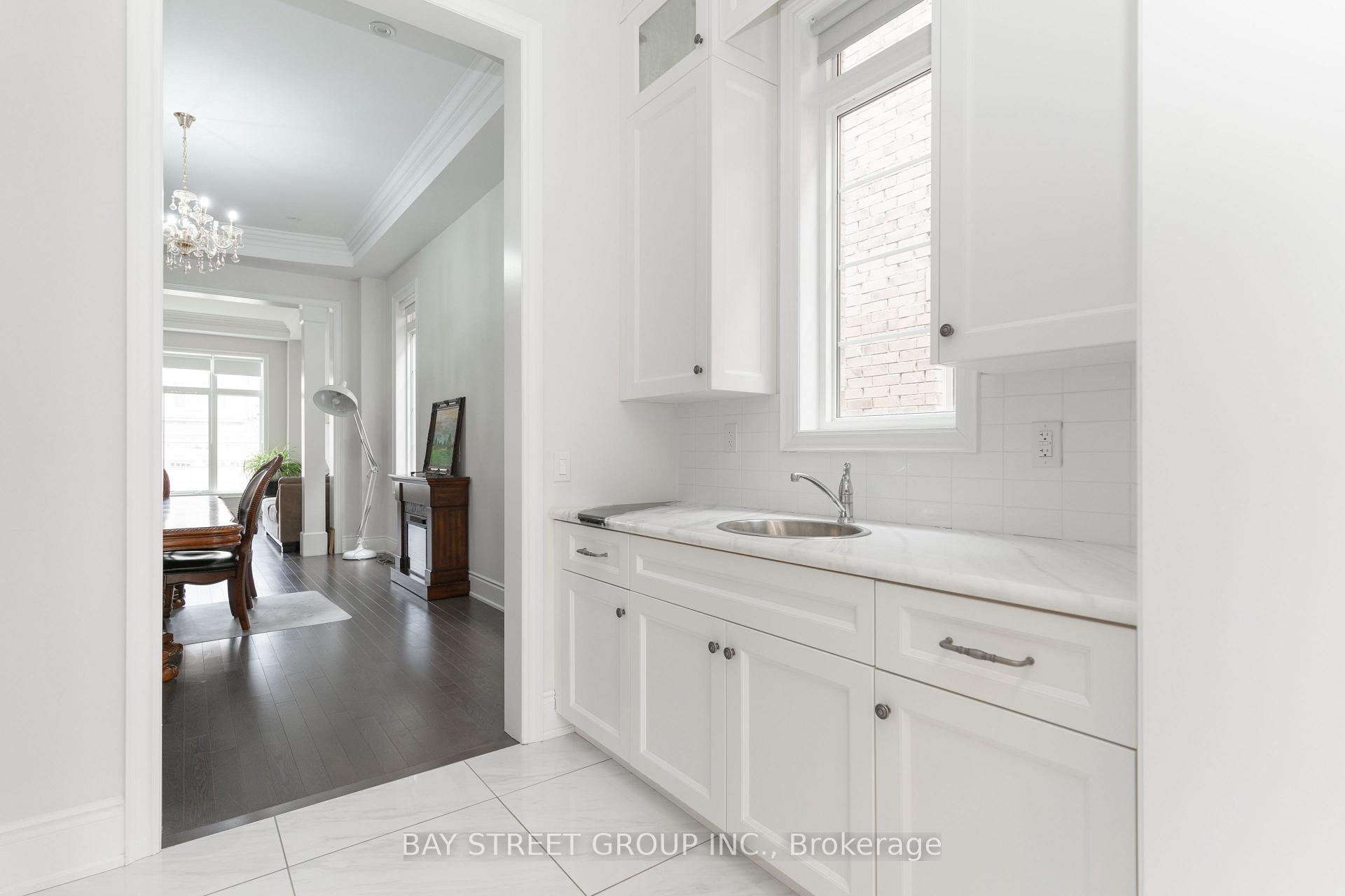 Photo 15 of 67 Nave Street, Vaughan, Kleinburg — HOMEH