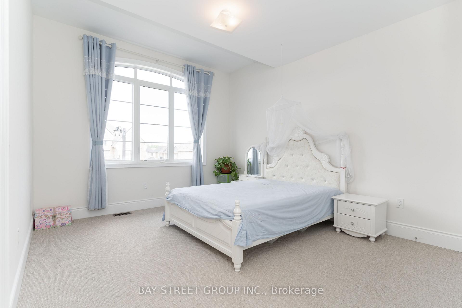 Photo 35 of 67 Nave Street, Vaughan, Kleinburg — HOMEH