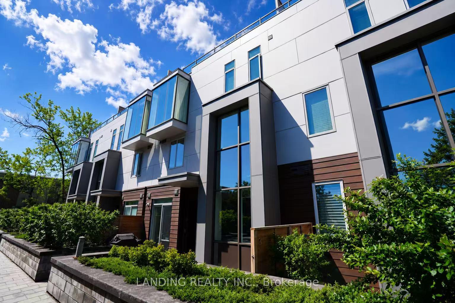 Photo 7 of Unit 7, 17 Greenbriar Road, North York, Bayview Village — HOMEH