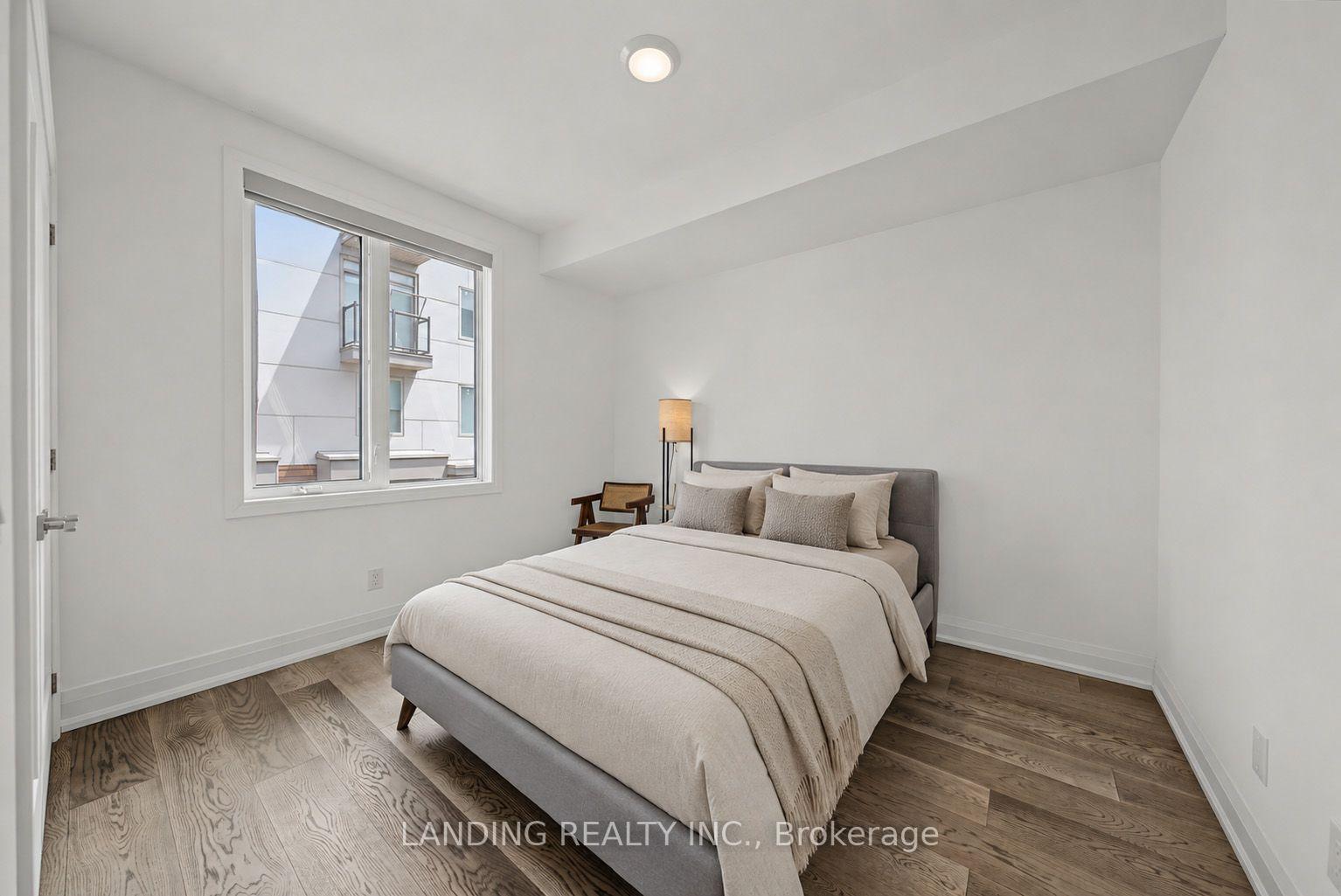 Photo 29 of Unit 7, 17 Greenbriar Road, North York, Bayview Village — HOMEH