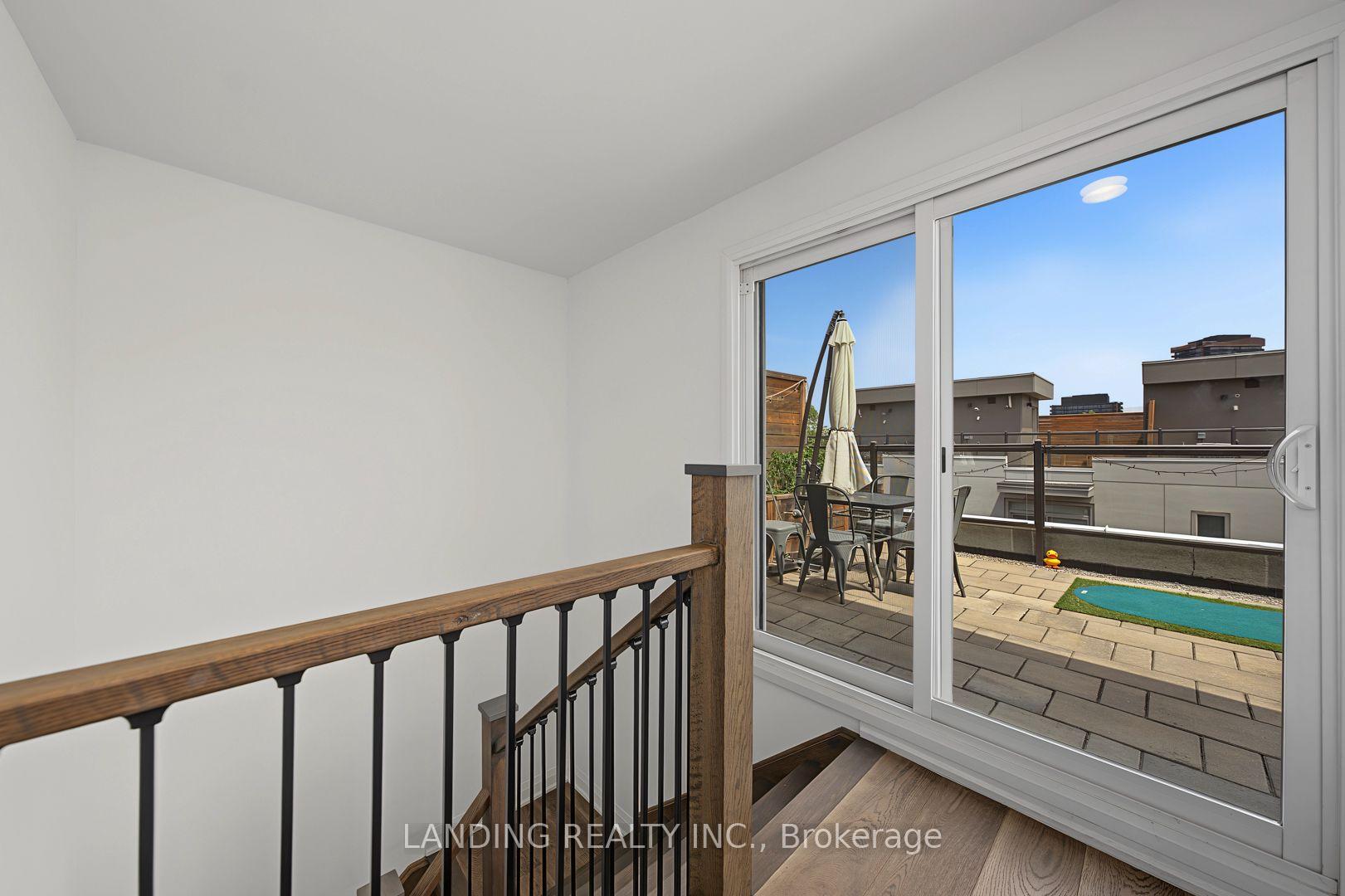 Photo 43 of Unit 7, 17 Greenbriar Road, North York, Bayview Village — HOMEH