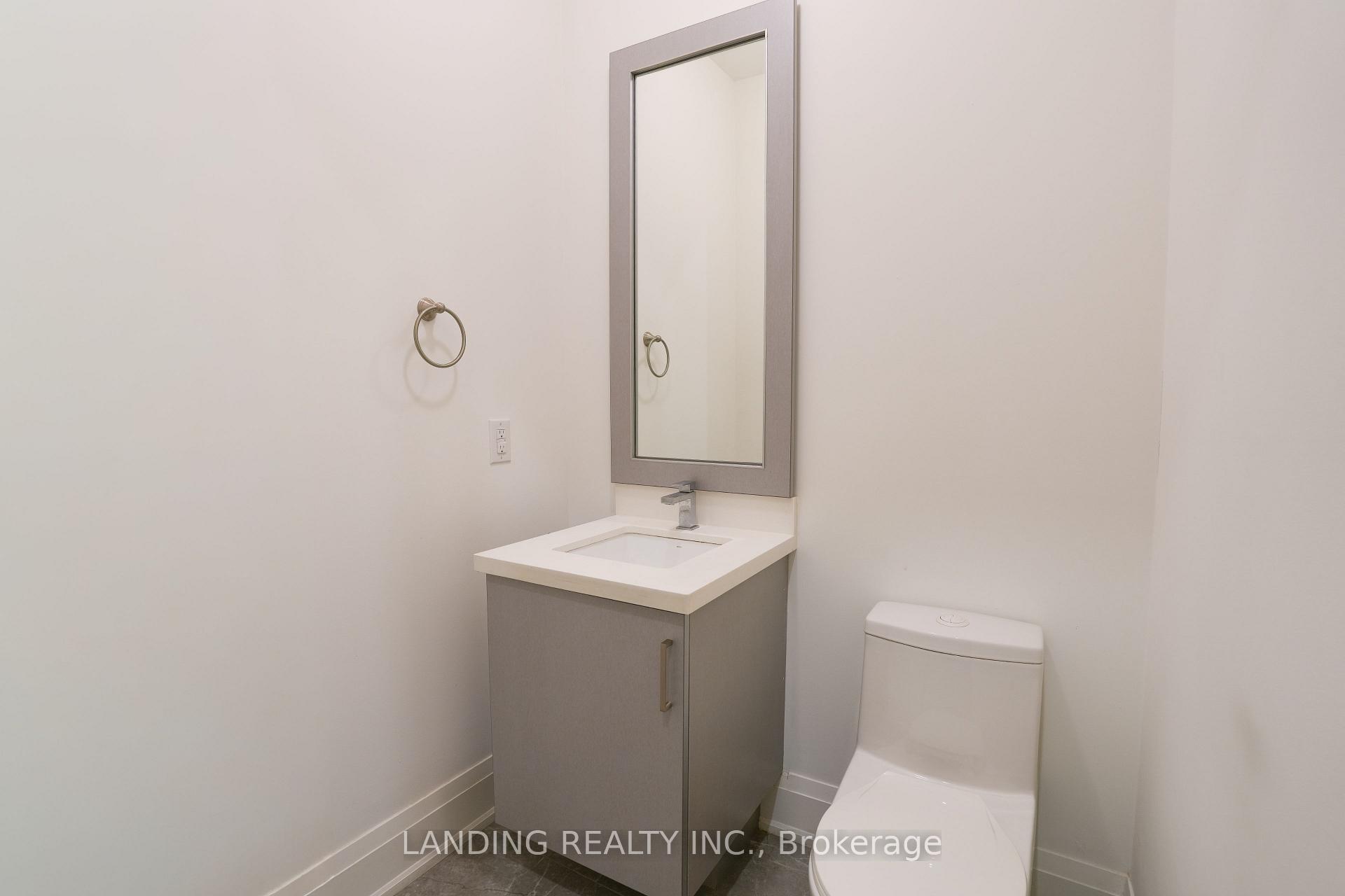 Photo 52 of Unit 7, 17 Greenbriar Road, North York, Bayview Village — HOMEH