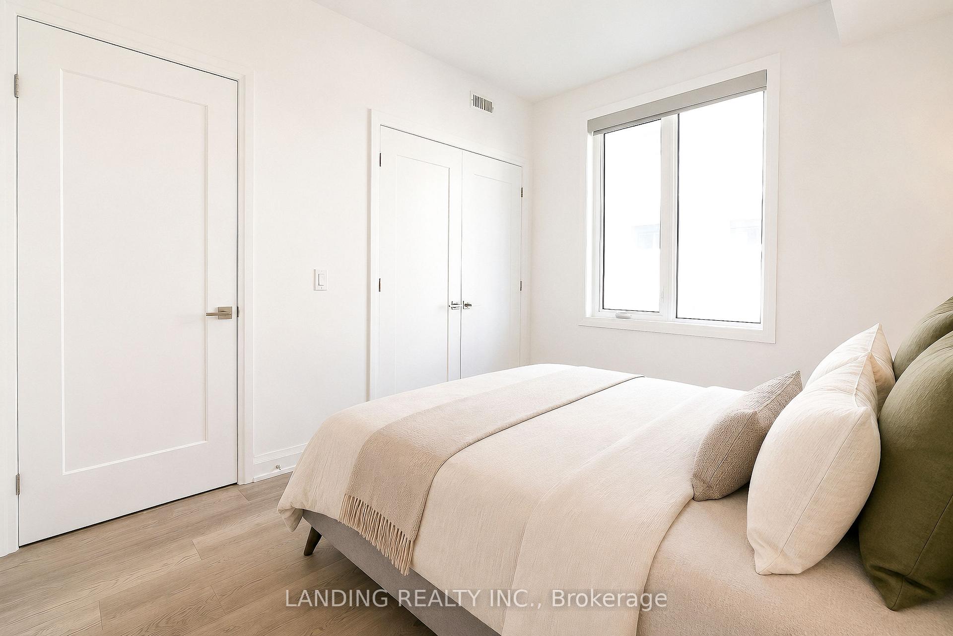 Photo 55 of Unit 7, 17 Greenbriar Road, North York, Bayview Village — HOMEH