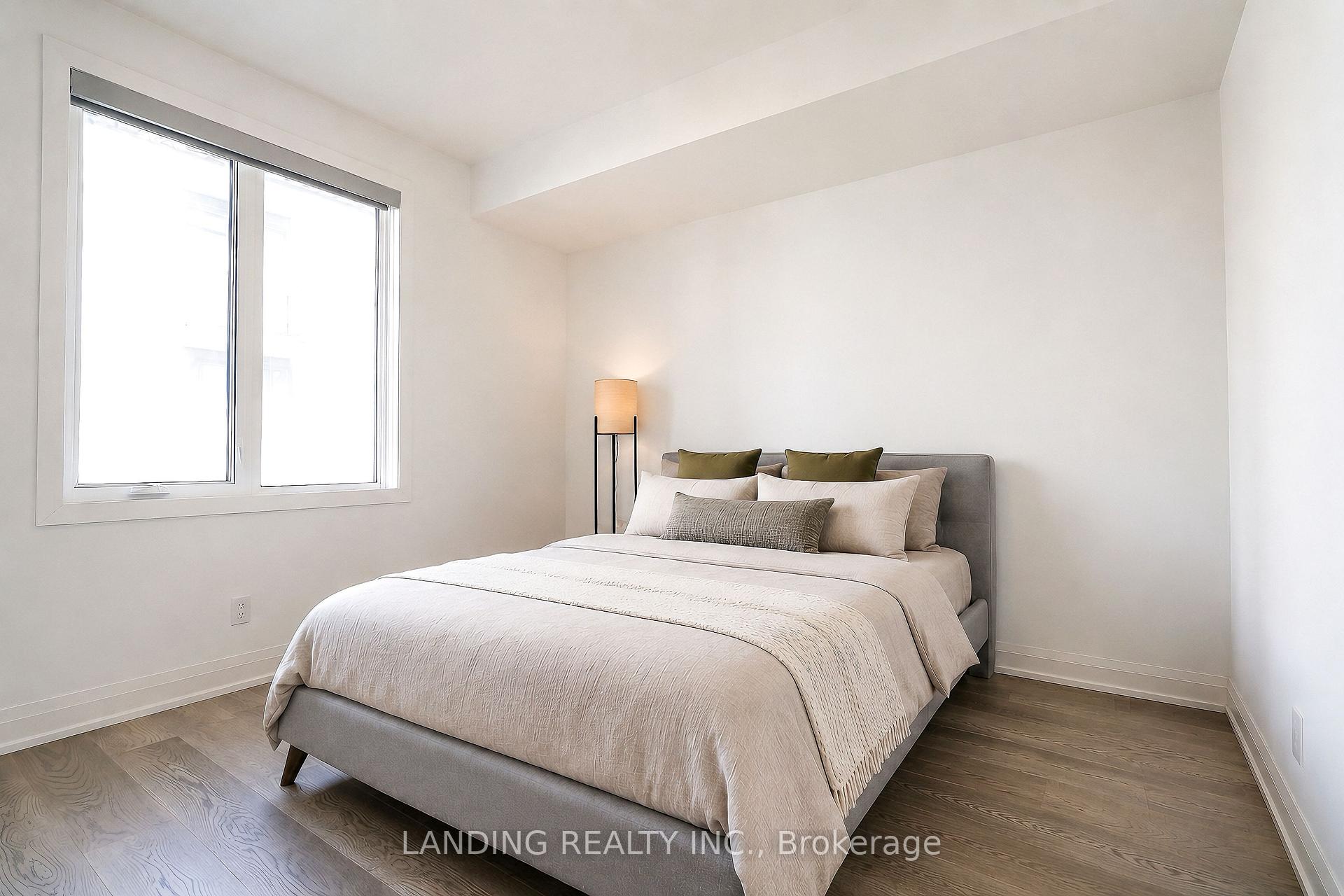 Photo 56 of Unit 7, 17 Greenbriar Road, North York, Bayview Village — HOMEH