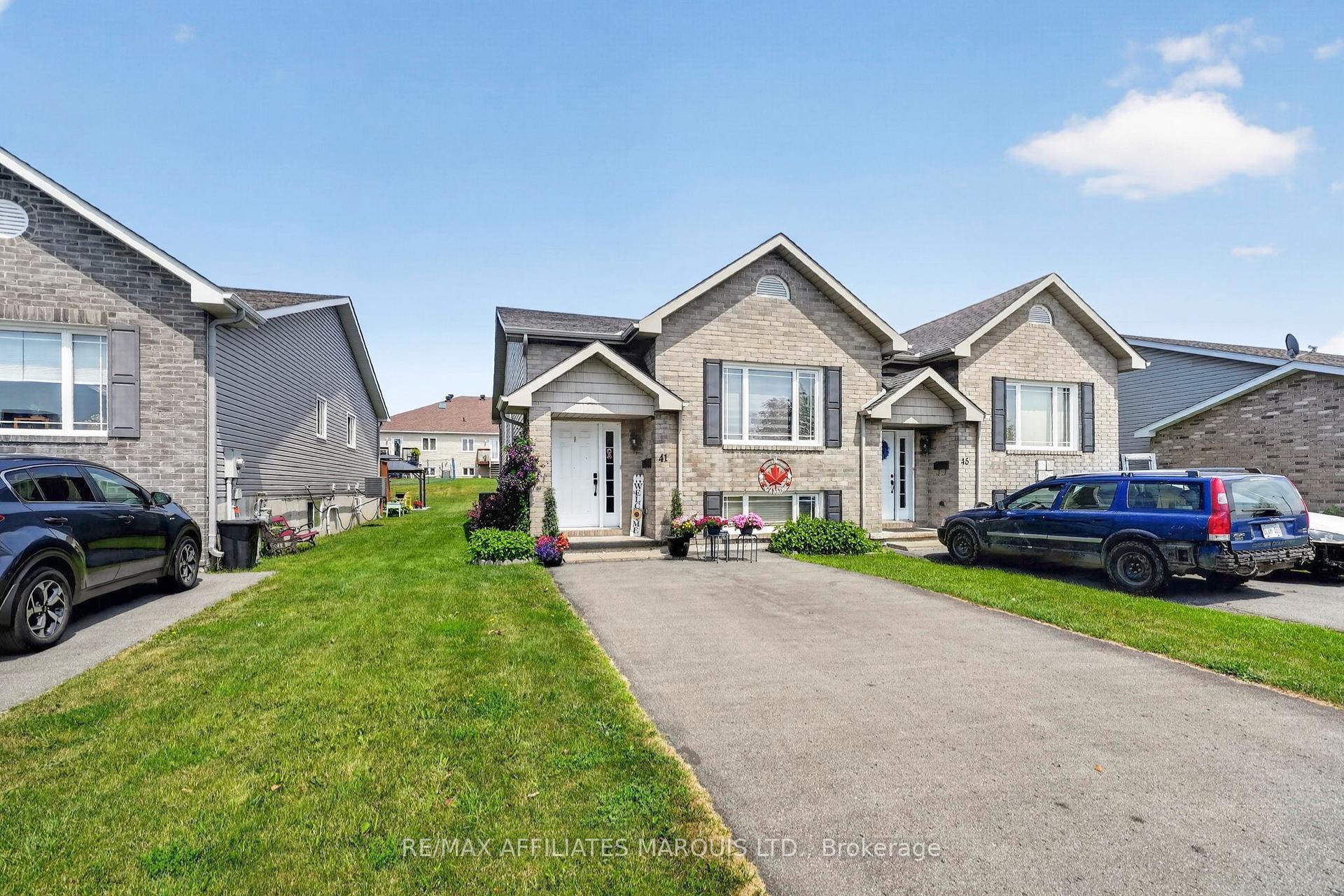 Photo 2 of 41 Blackburn Drive, Cornwall, Cornwall — HOMEH