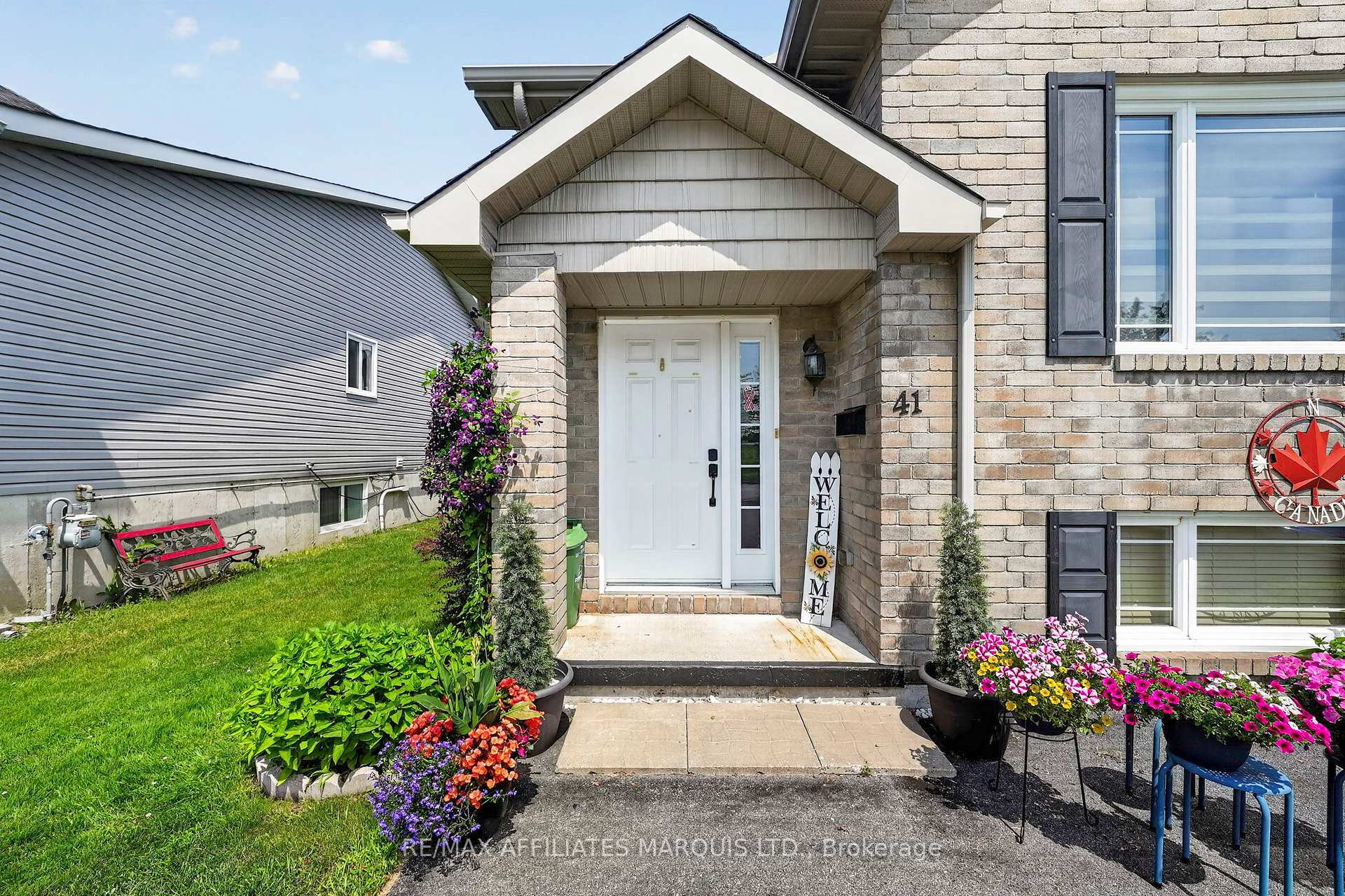 Photo 3 of 41 Blackburn Drive, Cornwall, Cornwall — HOMEH