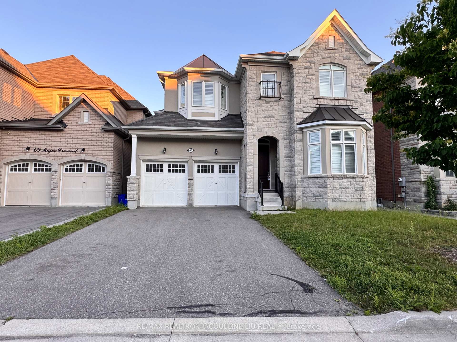 Photo 1 of 65 Major Crescent, Aurora, Rural Aurora — HOMEH