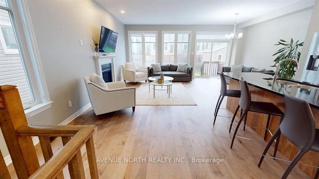 Photo 5 of 881 Antonio Farley Street, Ottawa, Camelot — HOMEH